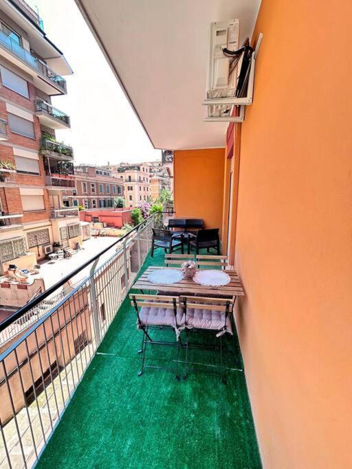 Maison Monferrato * Roma