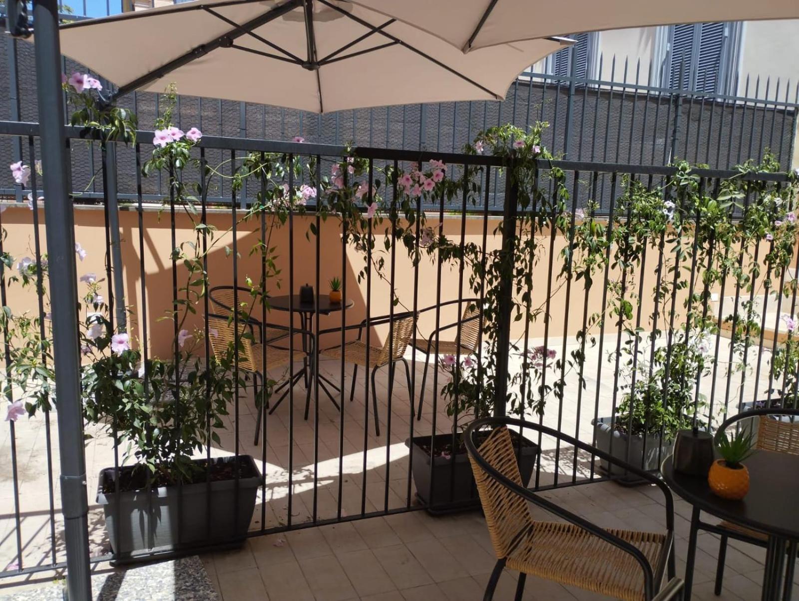 Apart-hotel Major House - Luxury In By Hostand Roma