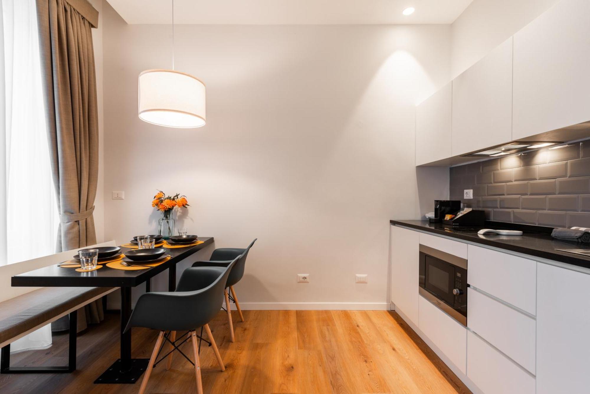 Apart-hotel Major House - Luxury In By Hostand