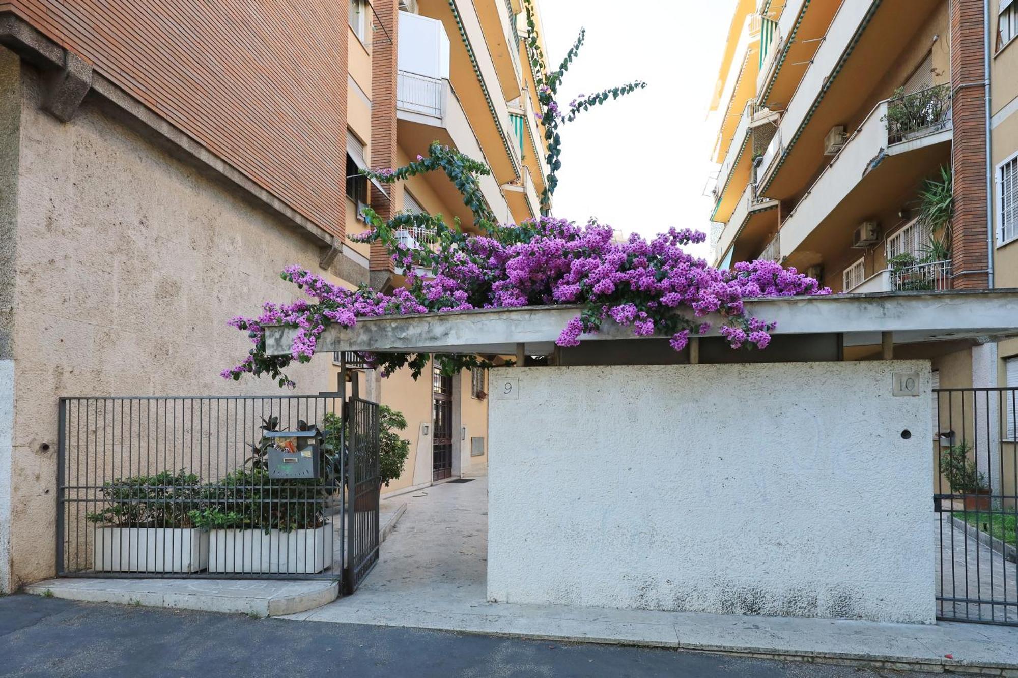 Apartamento Basilica San Paolo Nuvola Eur Modern *