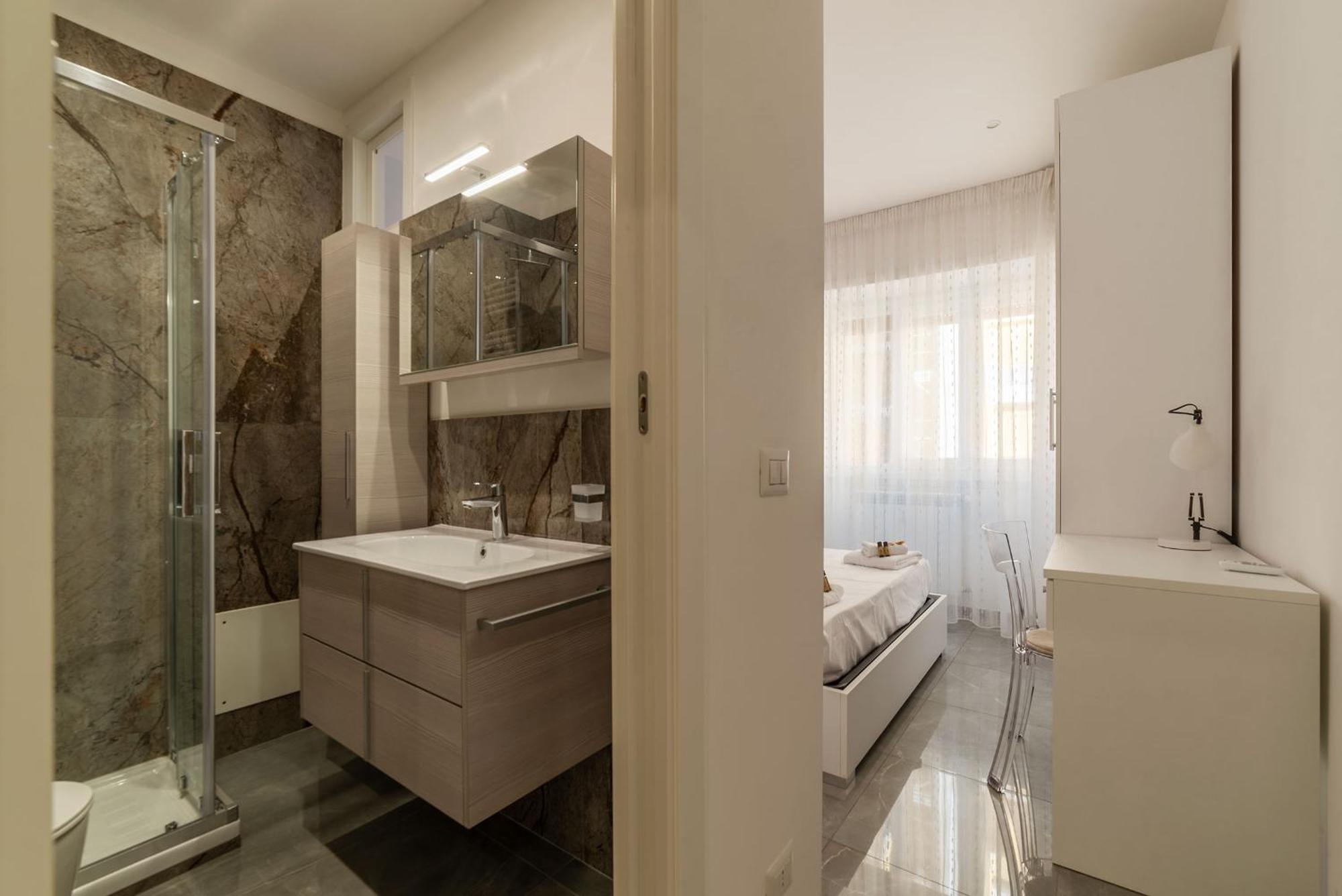 Joivy Delightful 3-bed Flat With Balcony Apartment *