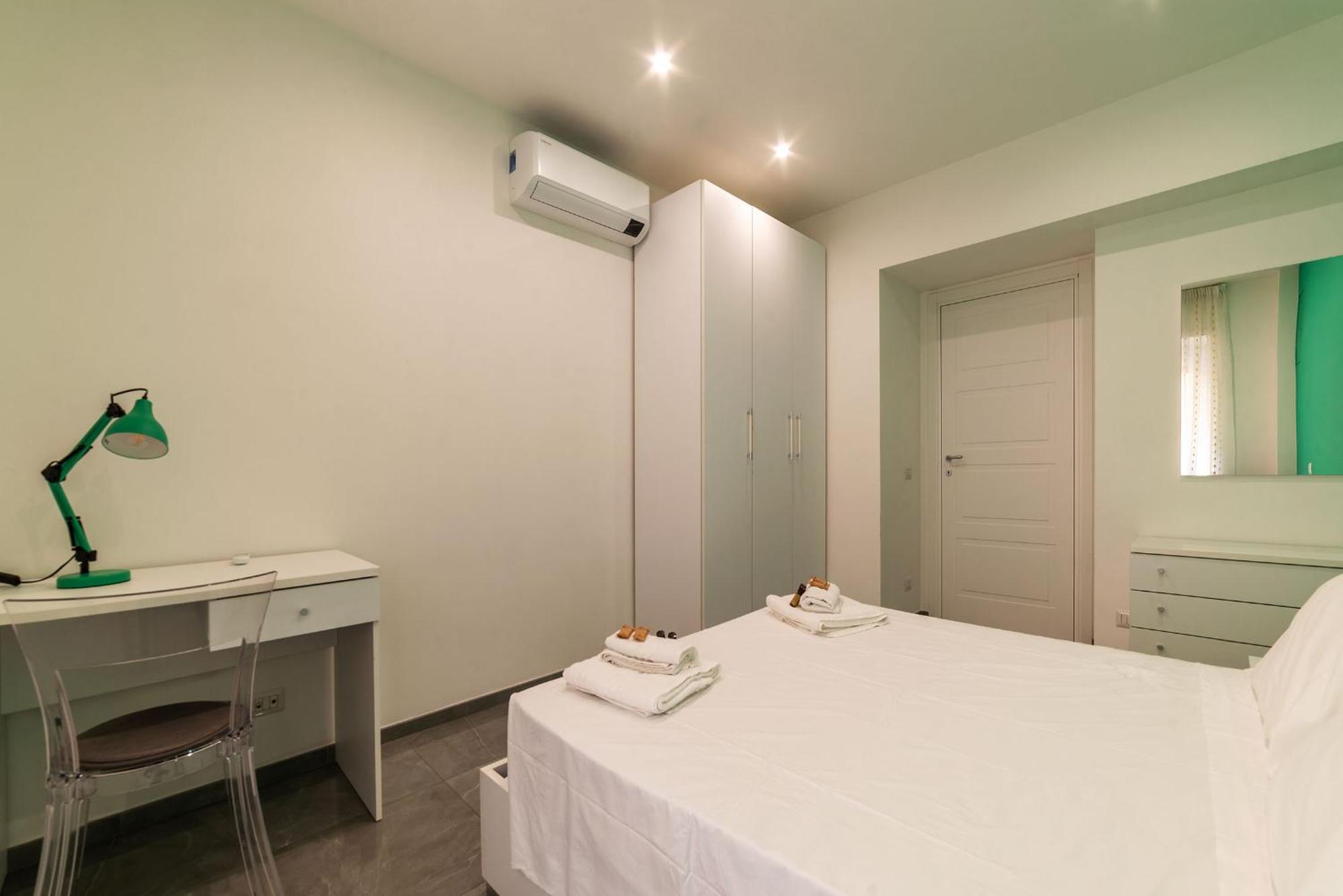 Joivy Delightful 3-bed Flat With Balcony Rome