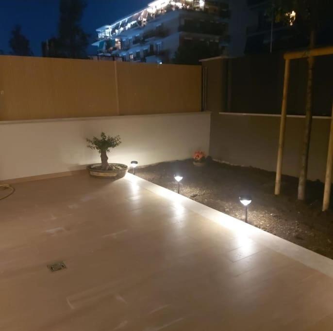 Monolocale Nuova Costruzione Con Giardino Roma