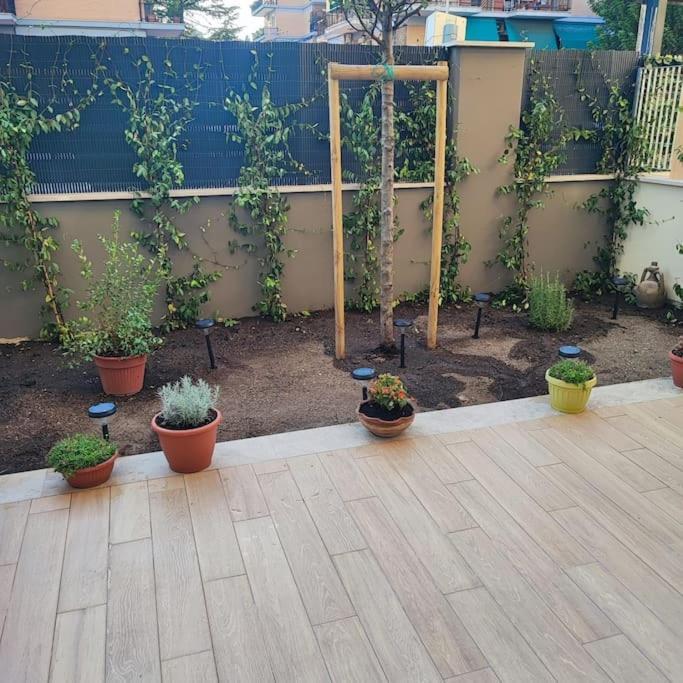 Appartamento Monolocale Nuova Costruzione Con Giardino *