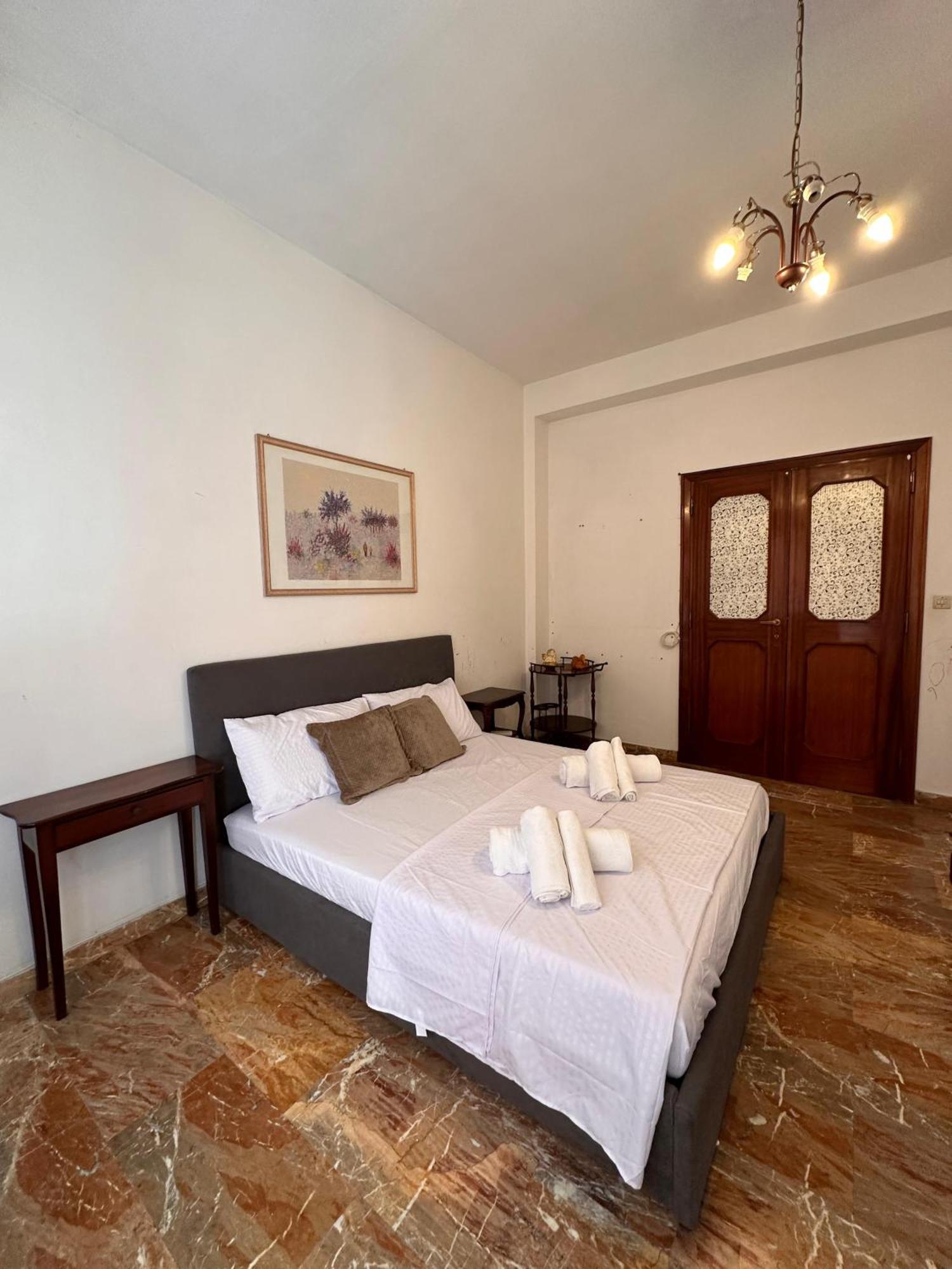 Casaletto House-1 *