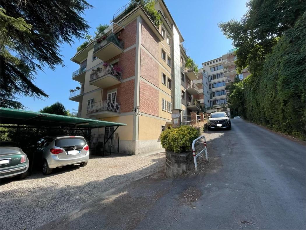 Exclusive With Garden - Ponte Milvio Roma
