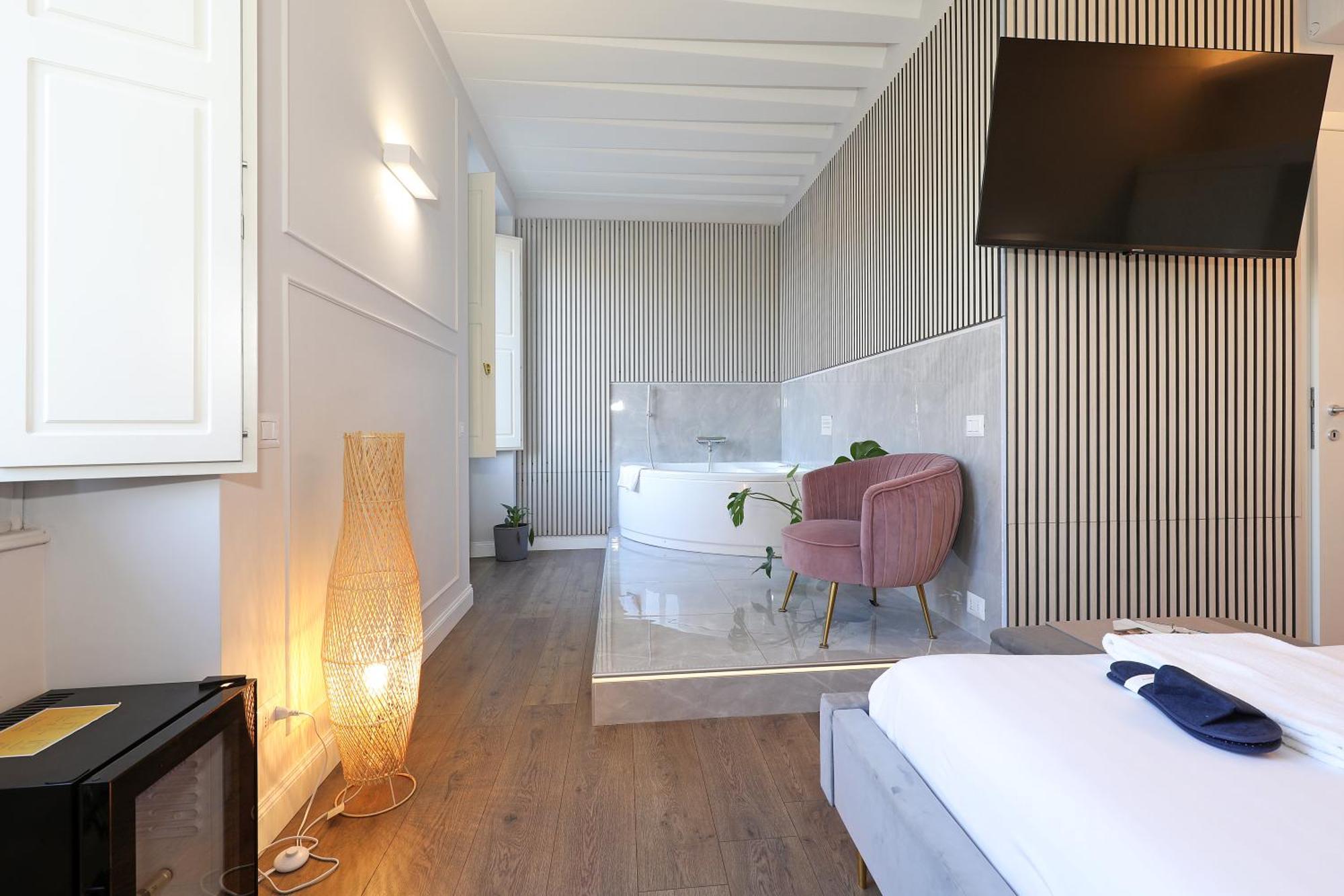 Plaza Suites, Luxury Collection *
