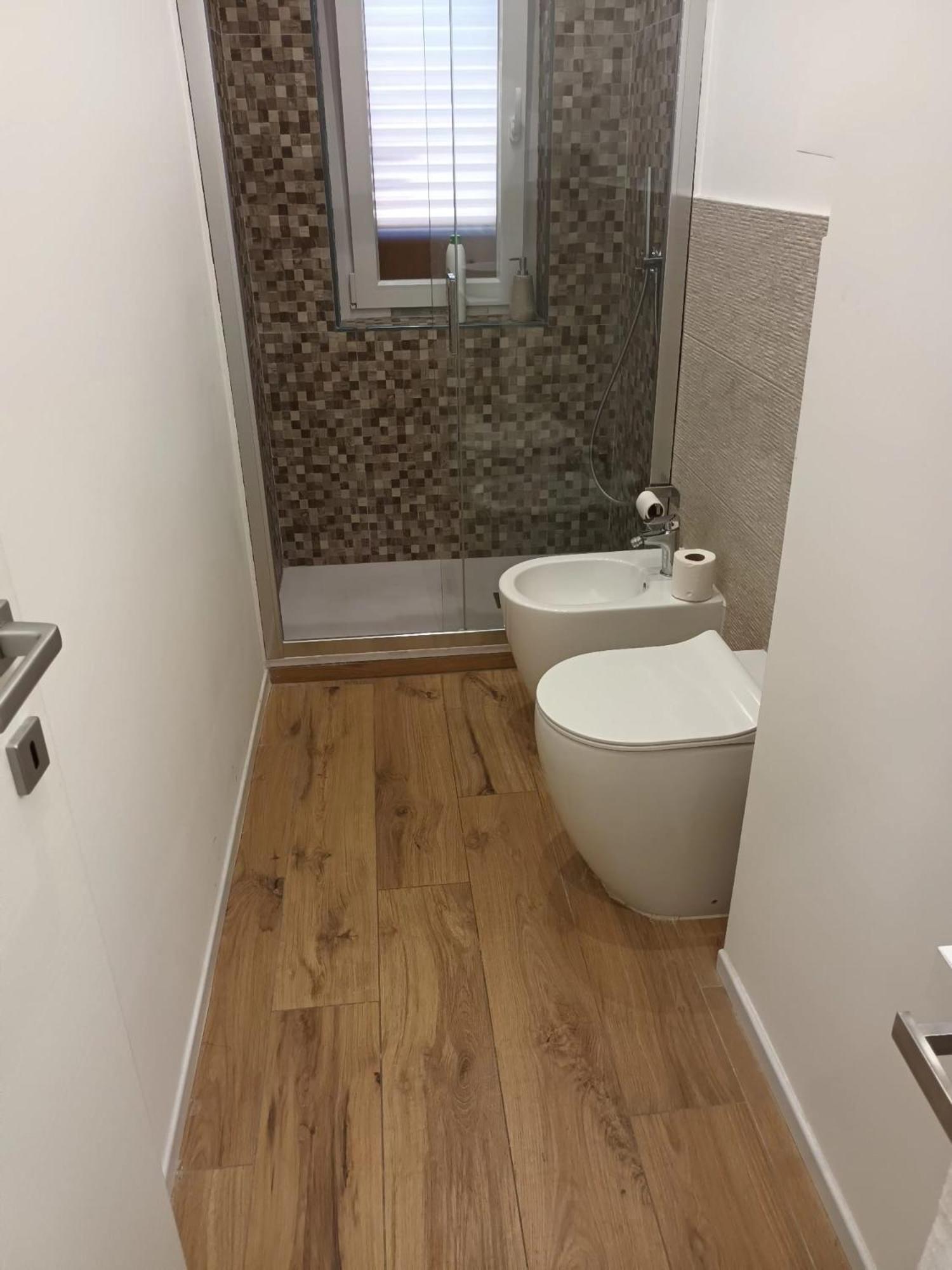 Pm 34 Viale Imperatore Guest House - 50 Mt From Metro San Paolo Apartment Rom