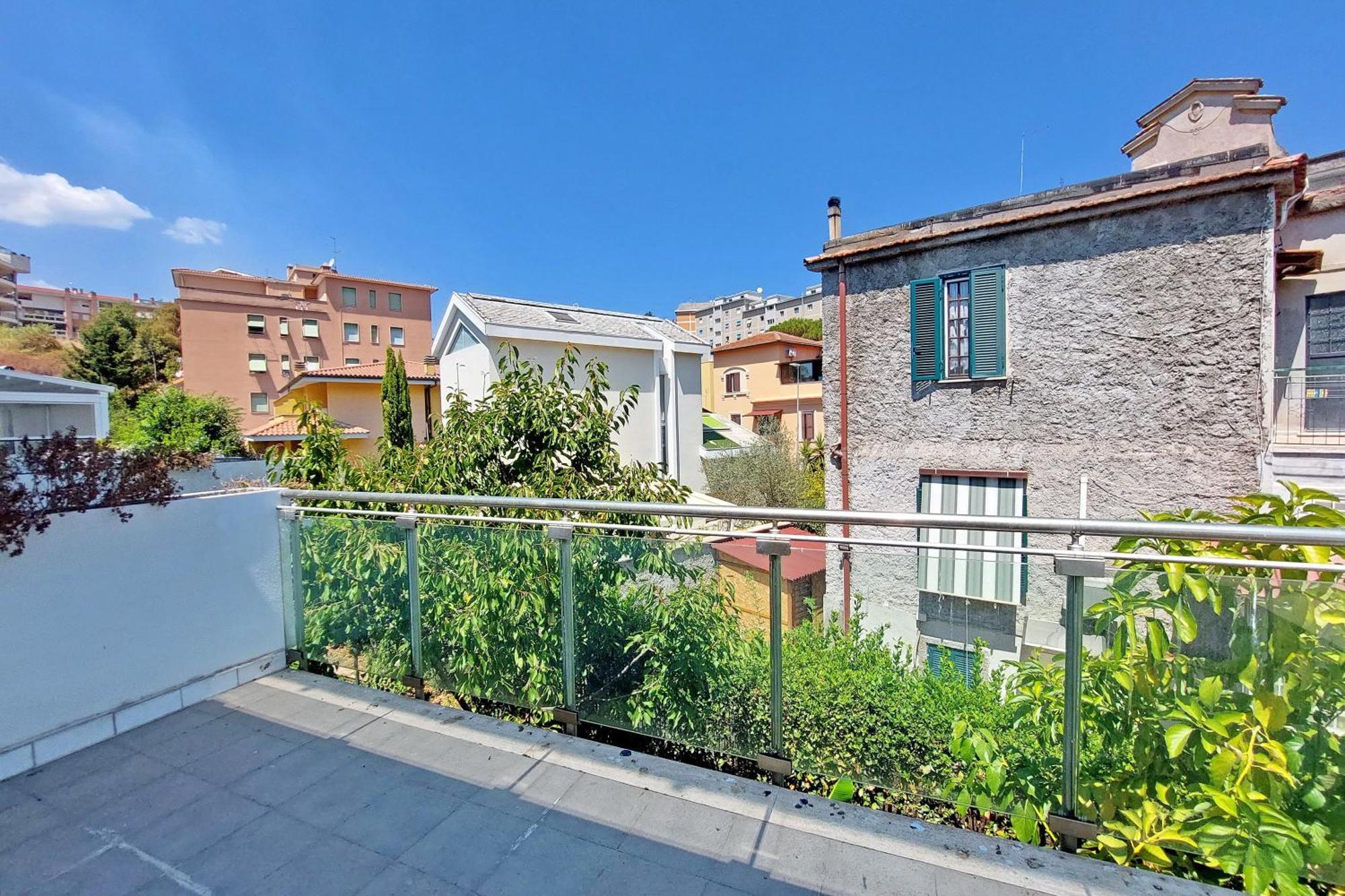 Terrace 2 * Roma