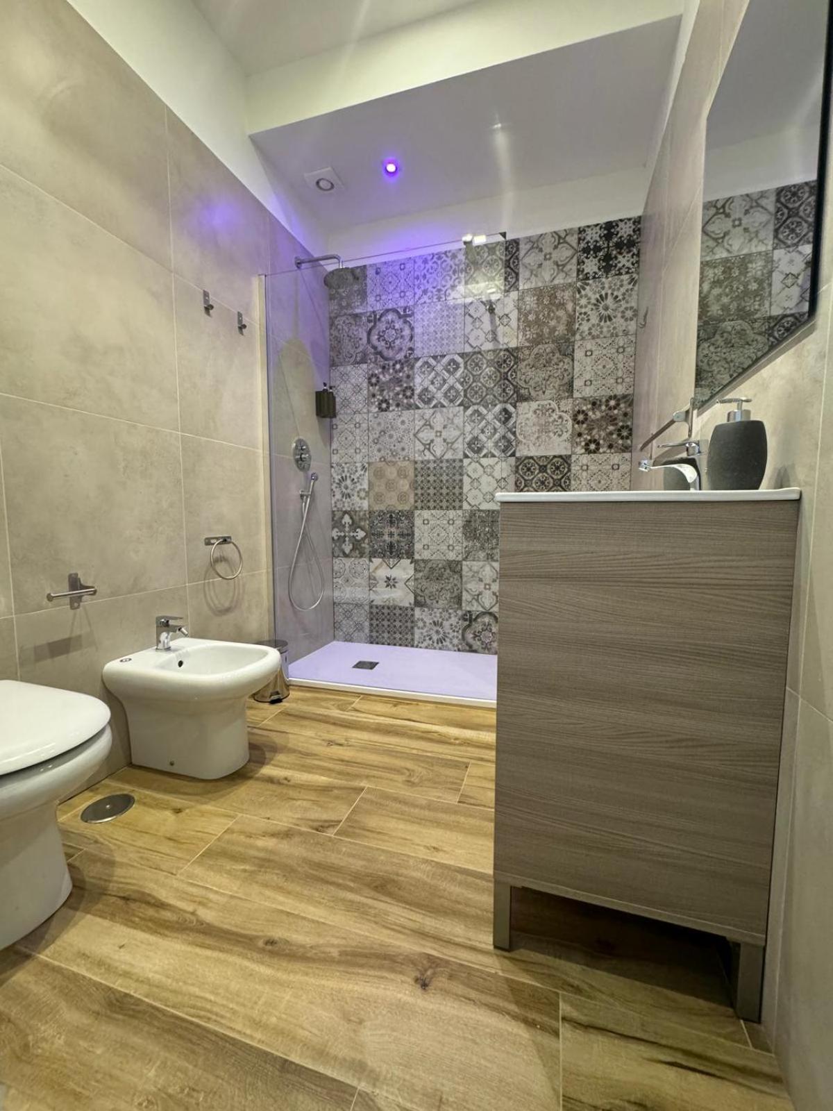 Essenza House Gjestgiverier *