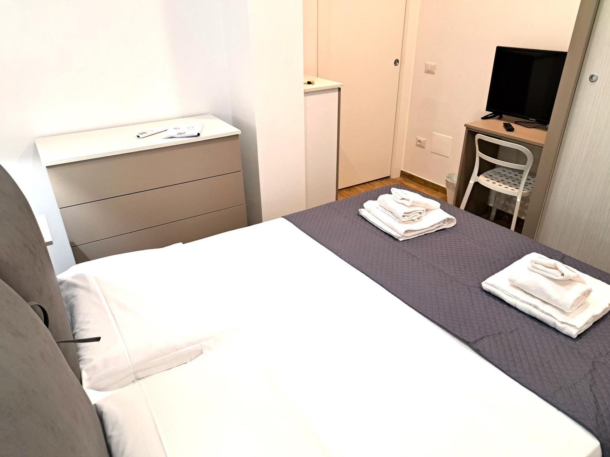 San Giovanni Metro Flat Apartment Rome