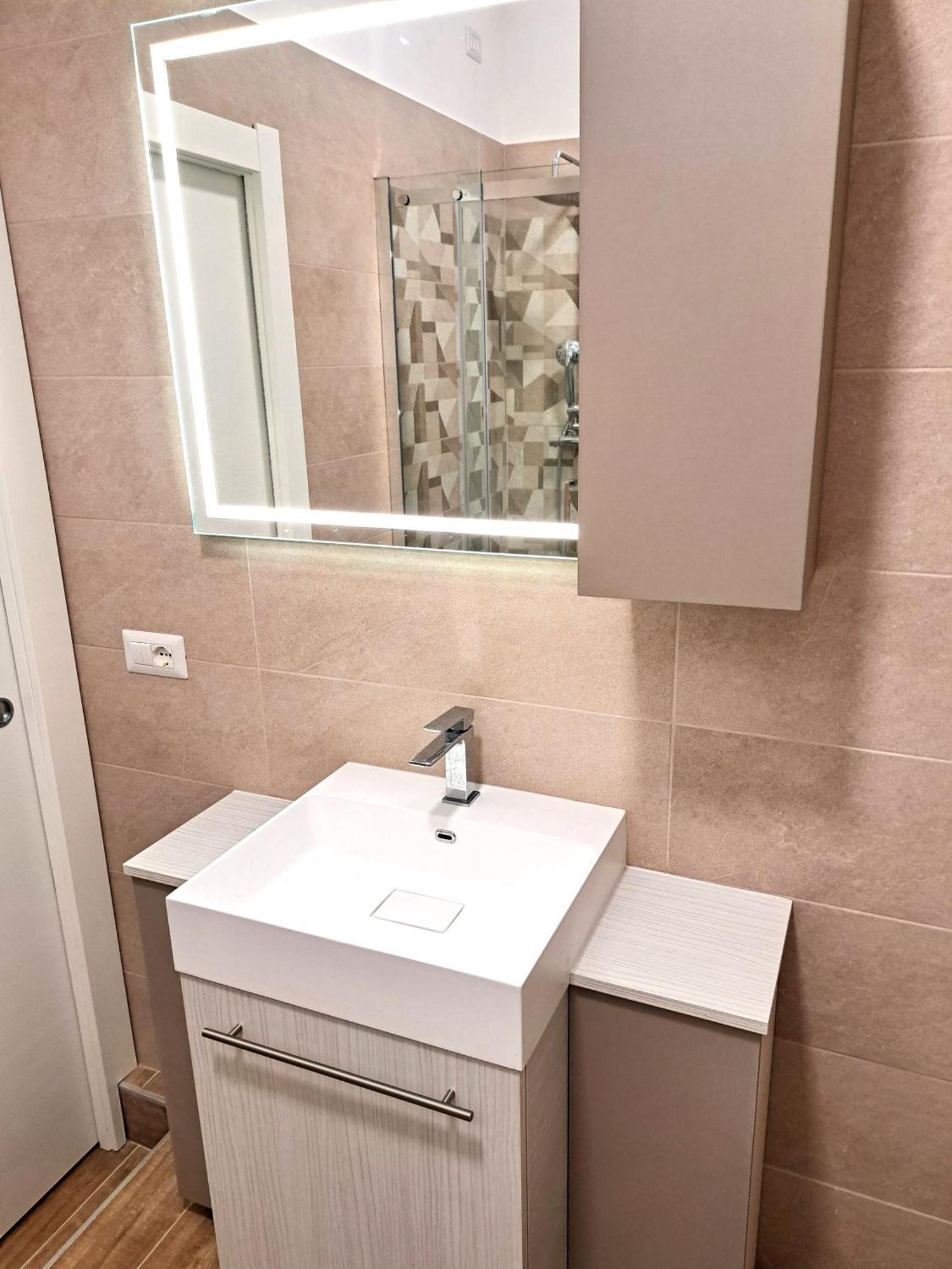 Apartment San Giovanni Metro Flat Rome