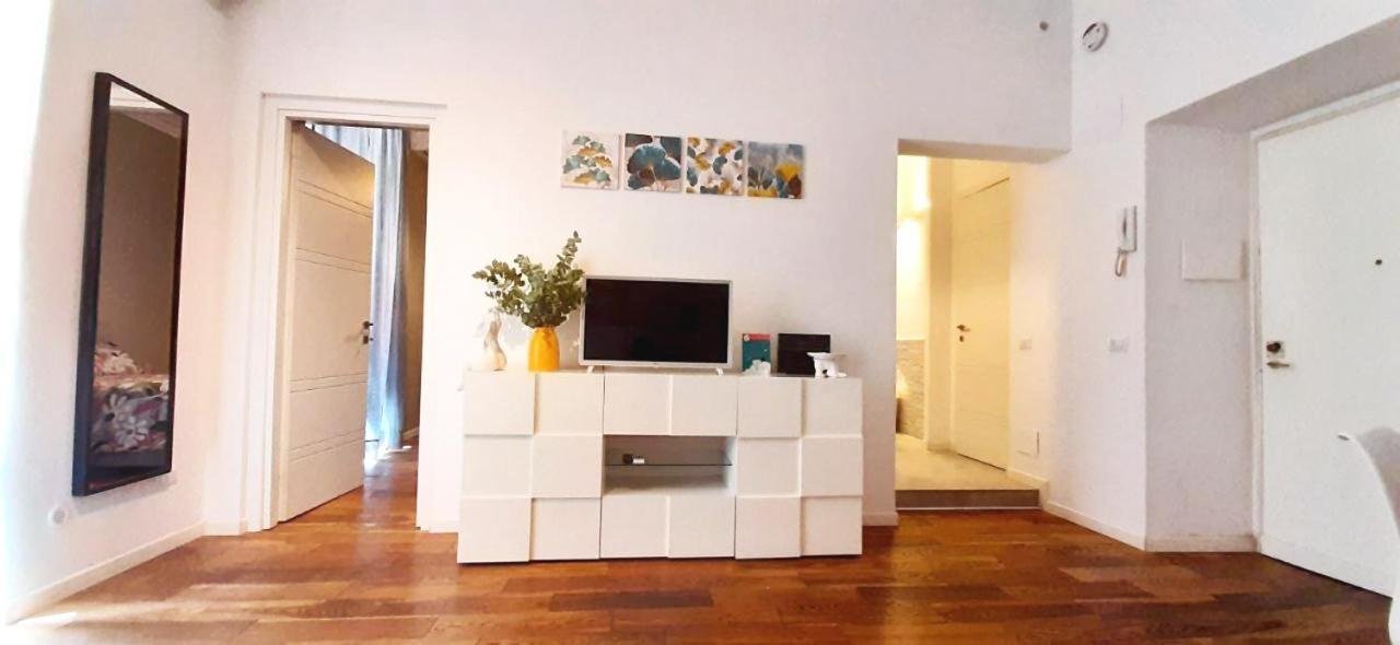Cheerful Flat In Funky Apartment