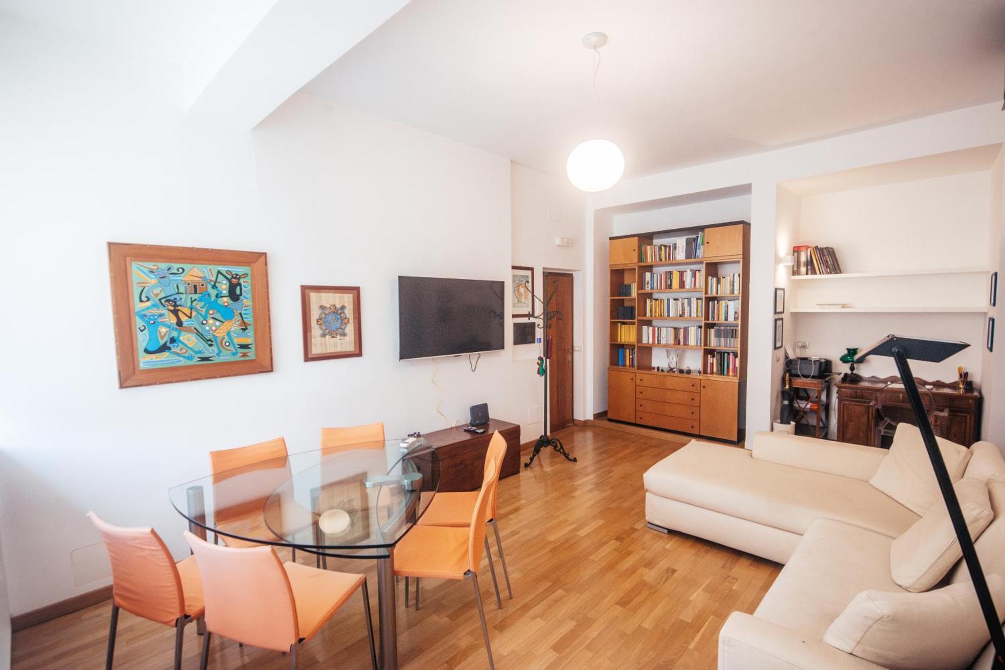 Hill - Exclusive Use Apartment *