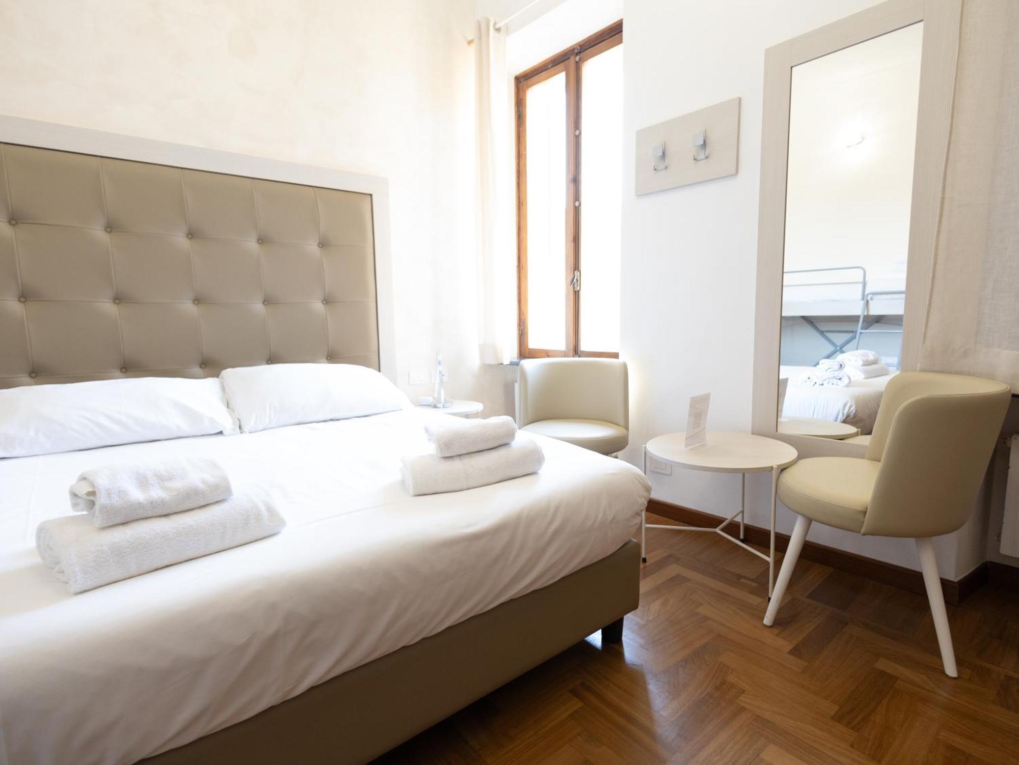 Bed and breakfast Romerooms Cola Di Rienzo