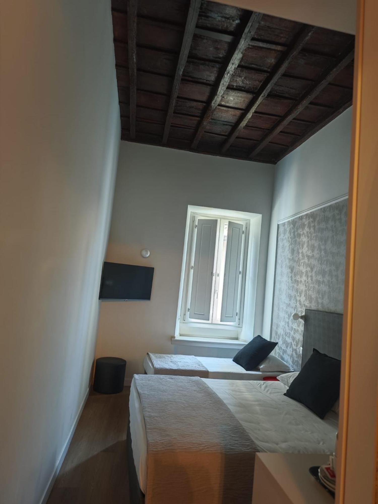 Maison Romana Trastevere Acomodação com café da manhã  *