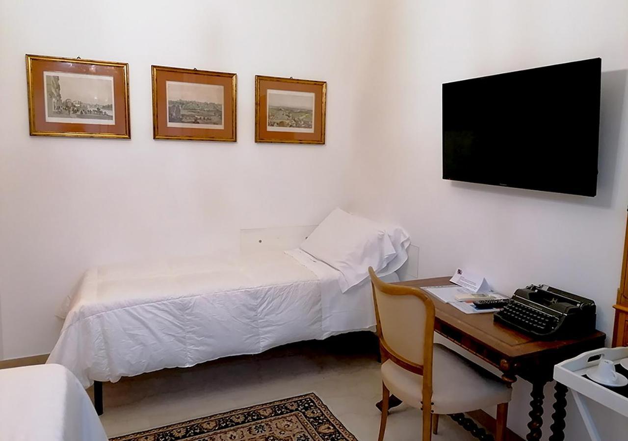 Gregory Place Fine Vatican Bed and breakfast 2*