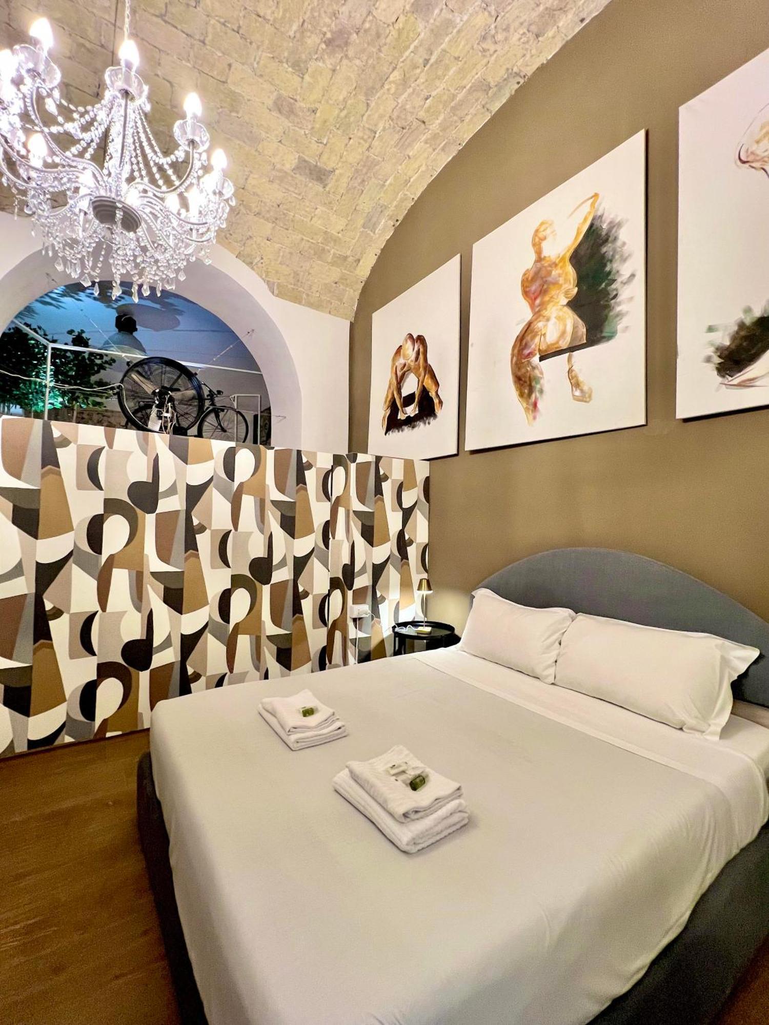 Luxury Art Roma