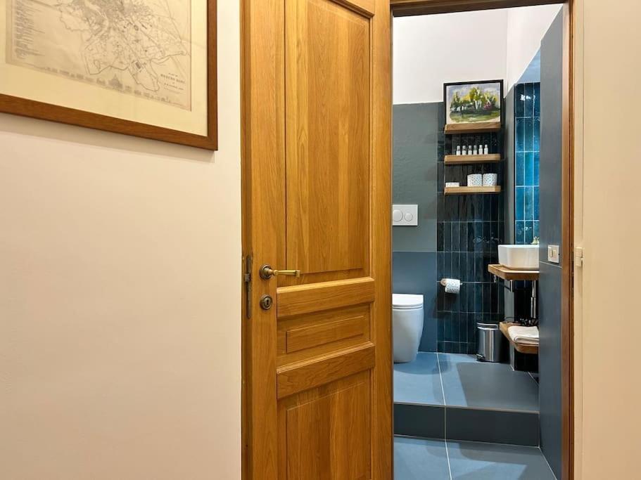 Elegant 3 Bedrooms Colosseum - San Giovanni Apartamento Roma