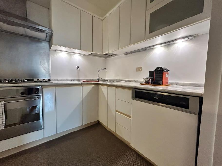 Apartamento Elegant 3 Bedrooms Colosseum - San Giovanni Roma