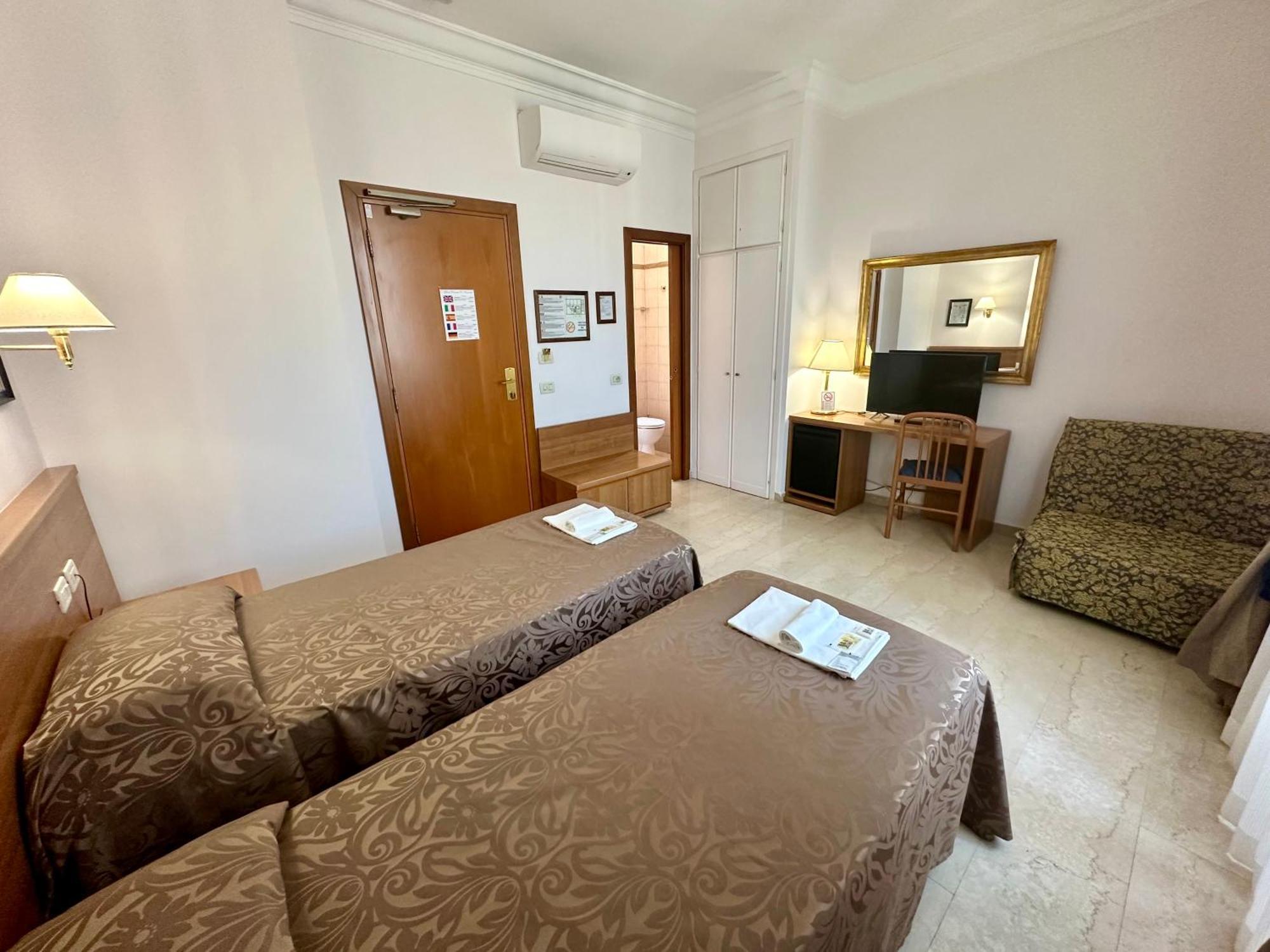 Principe Di Piemonte 3* Rom