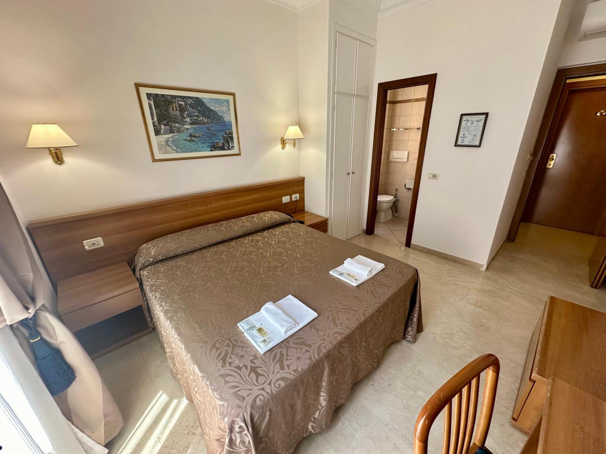 Principe Di Piemonte 3* Rom