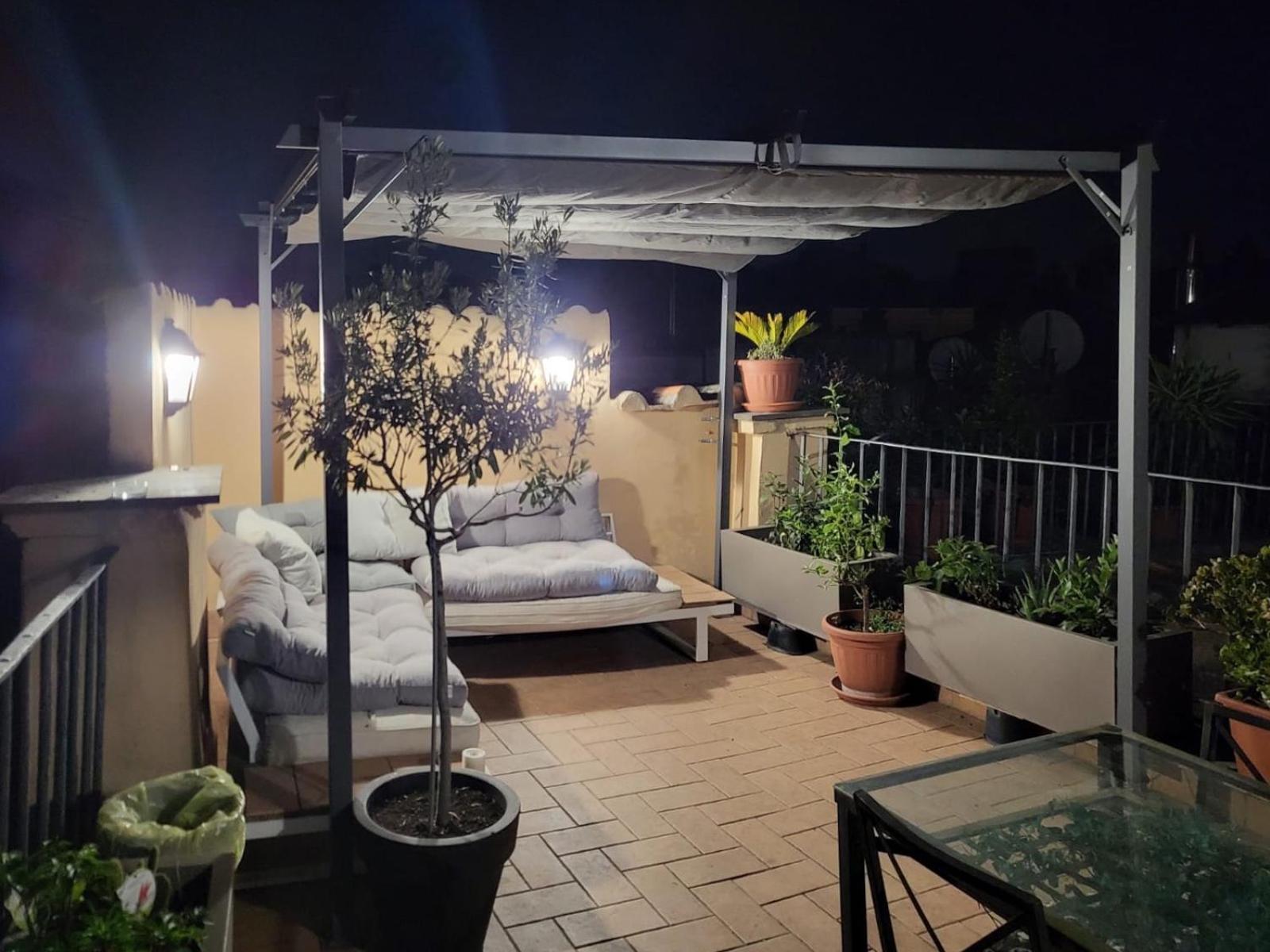Navona,campo De Fiori Roof House