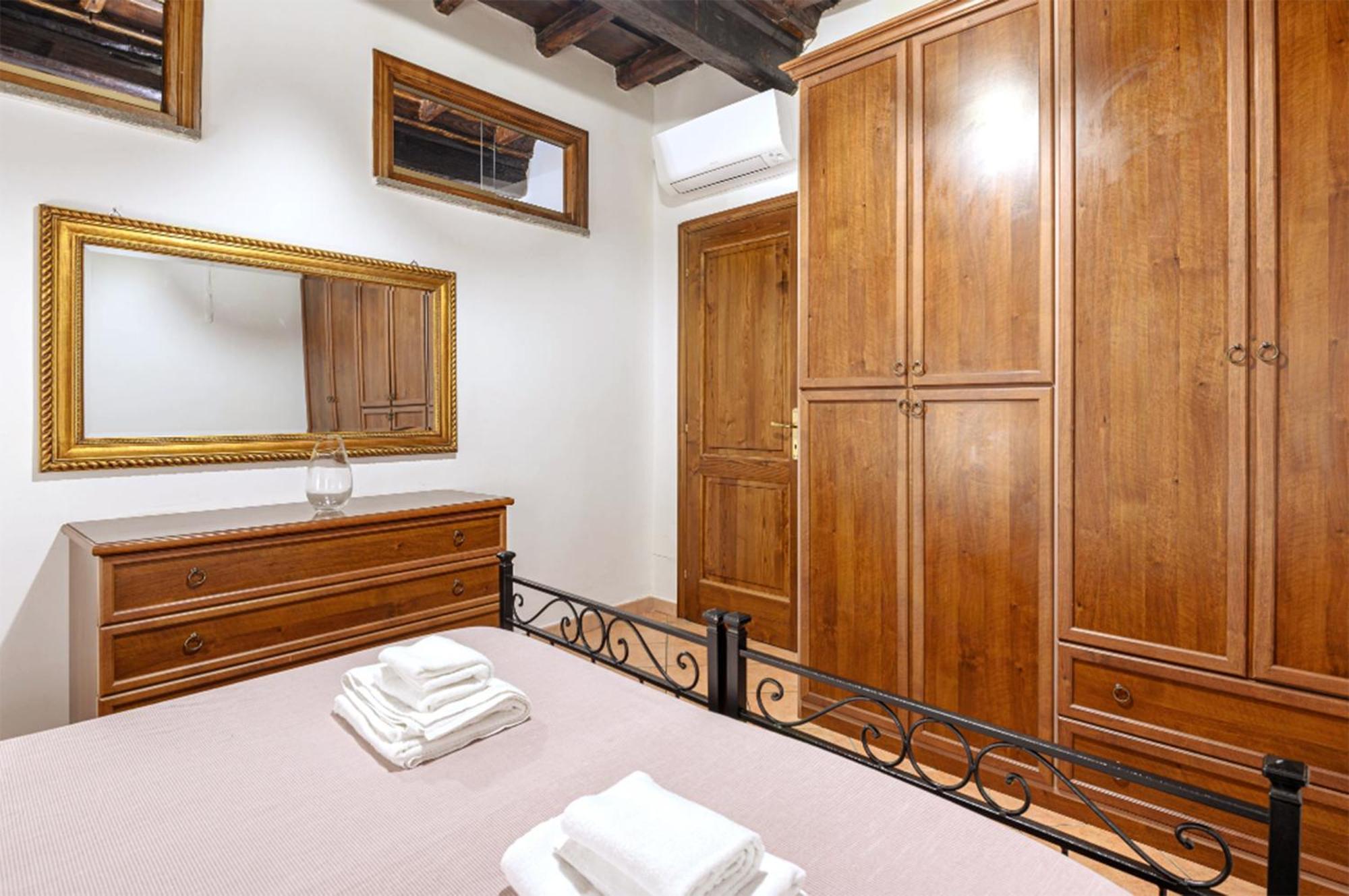 Confortevole Nel Centro Storico Con 2 Ac Wifi Apartamento *