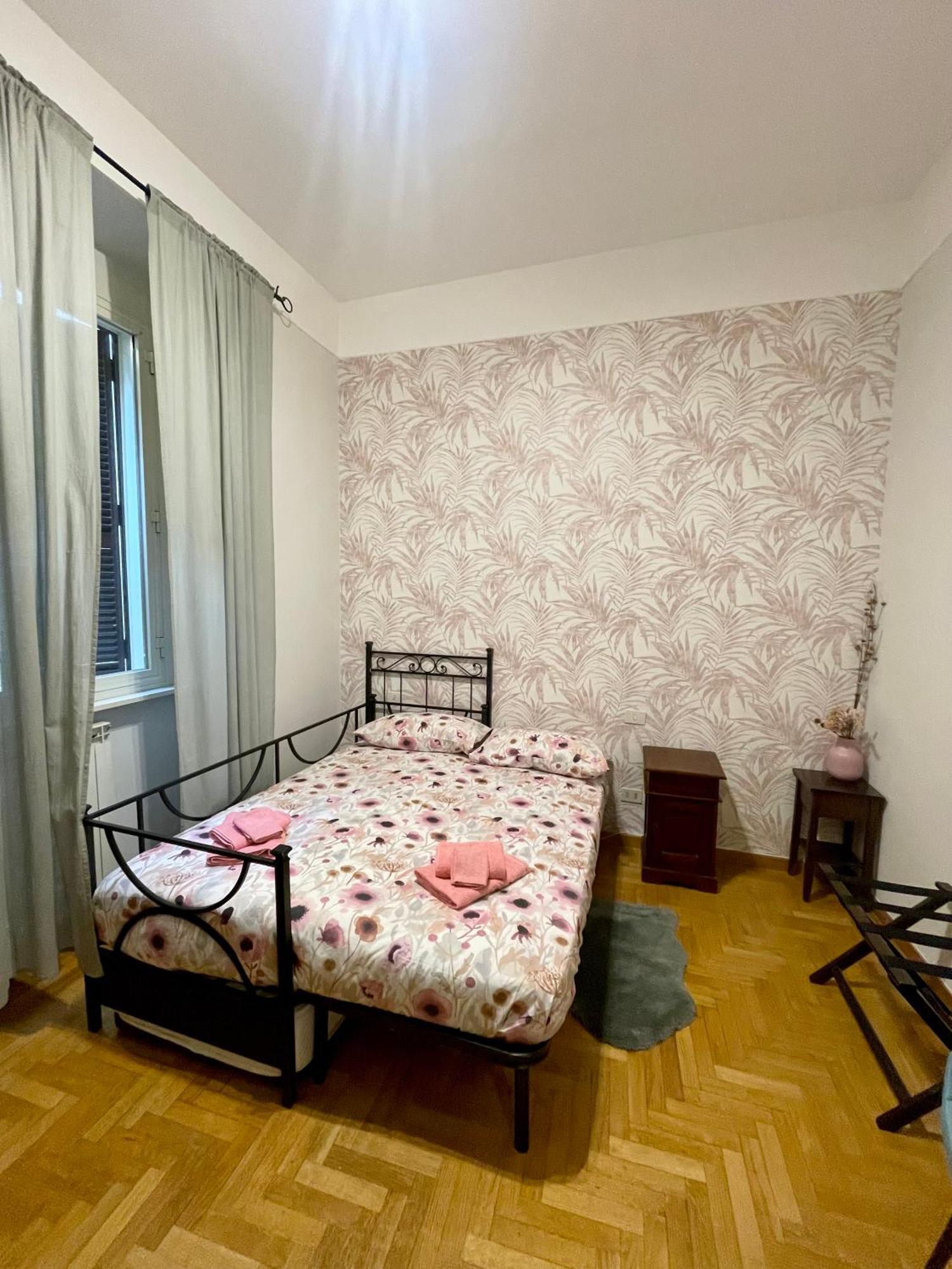 Apartamento Aurora House - Accogliente A Barberini Roma