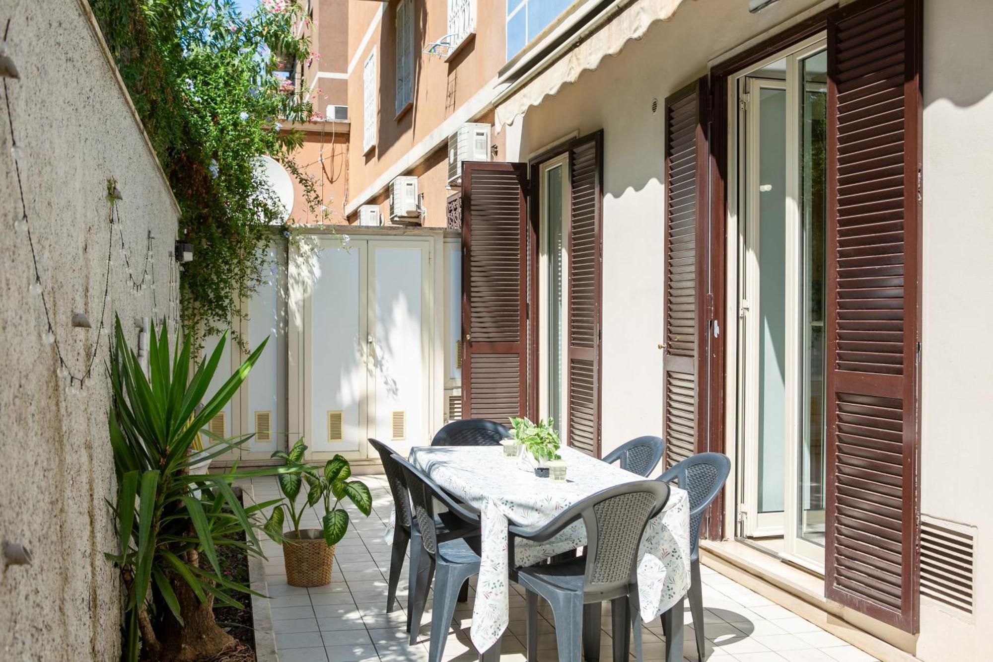 Homes - S Camillo - Near Trastevere