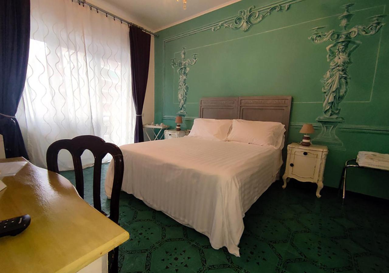 Gregory Place Fine Vatican Bed and breakfast 2*