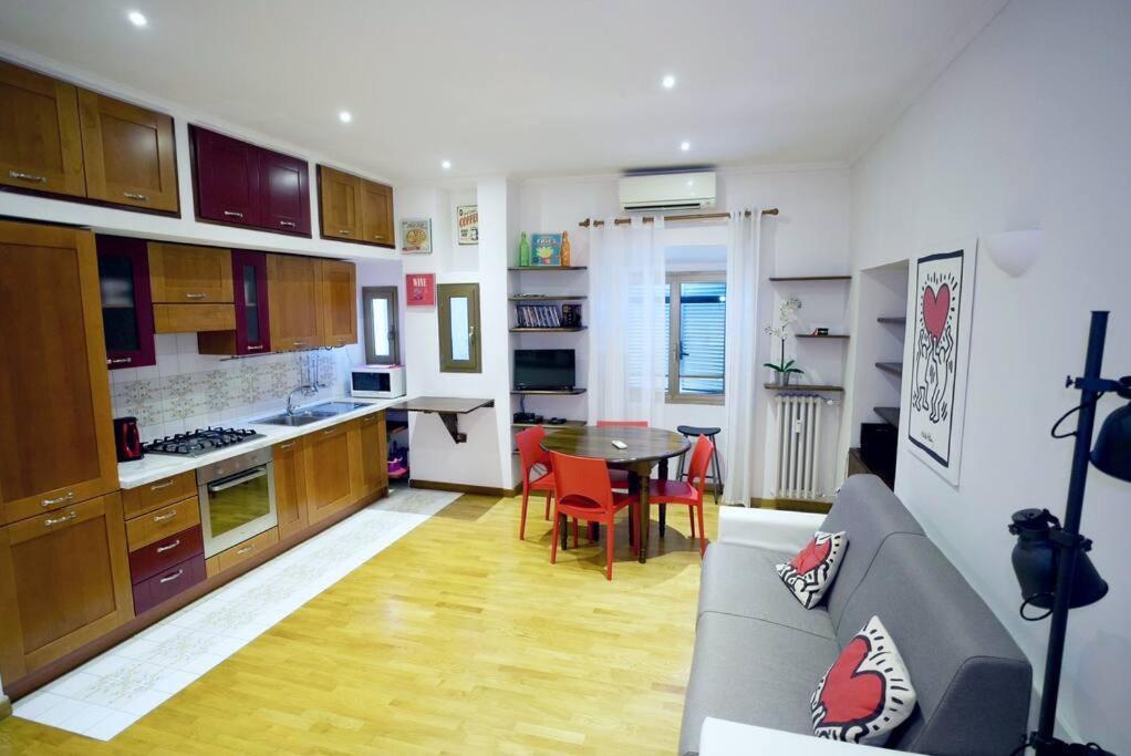We - Leone - Rome, Vatican Apartamento *
