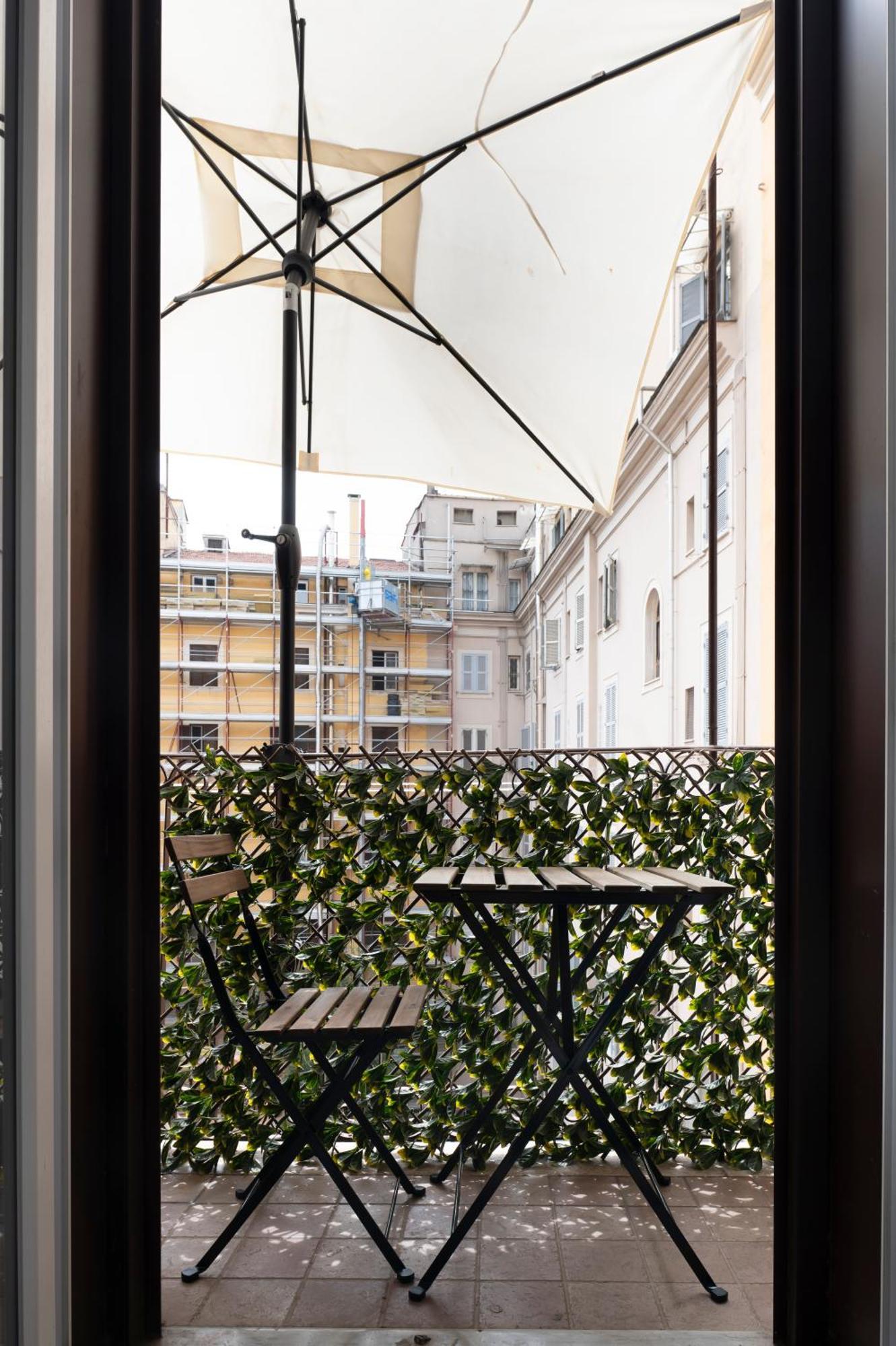 Unexpected - Spacious Modern Appartamento Roma