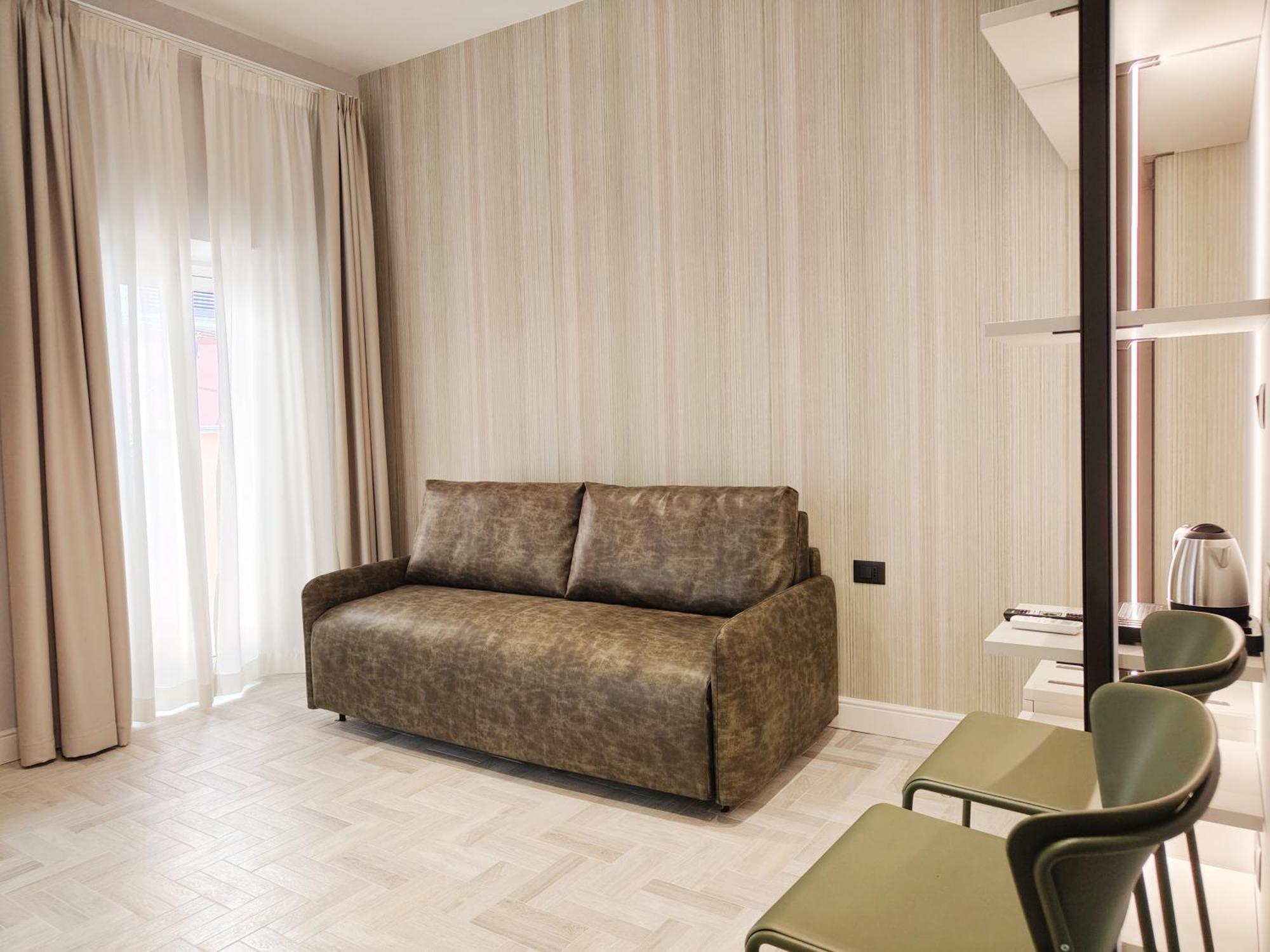 Crystal Domus Roma