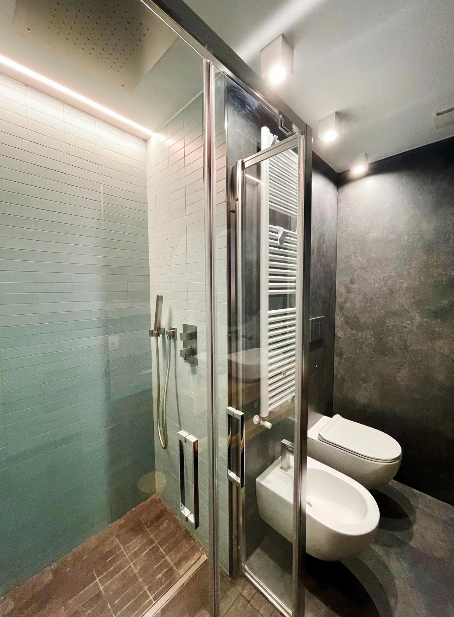 Ada Luxury * Rom