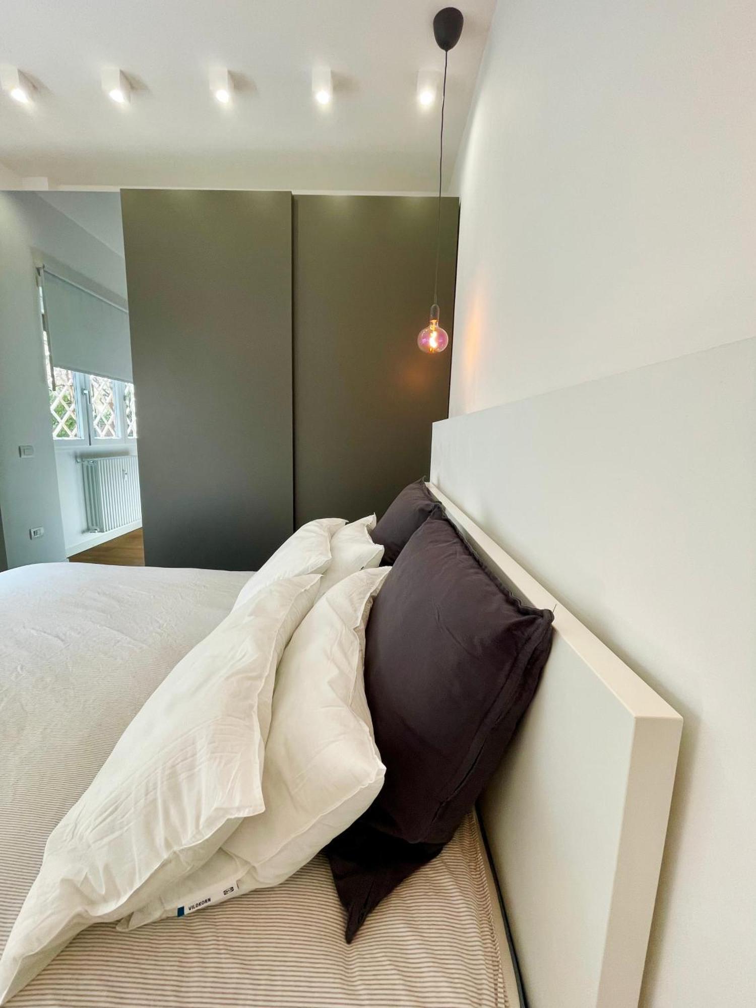 Ada Luxury Rom