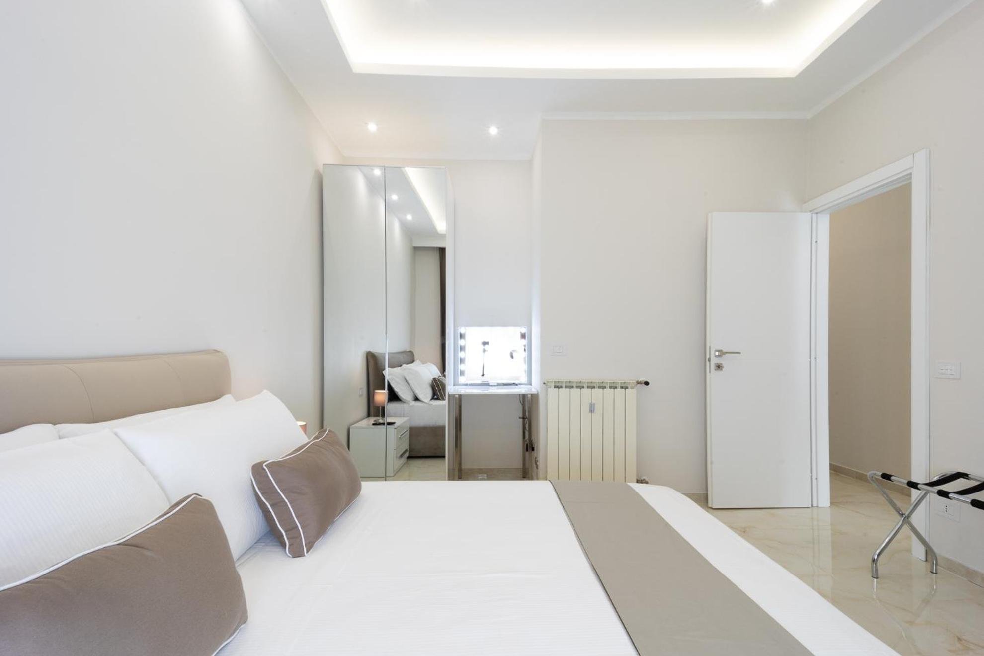 Caruso Regal House * Roma