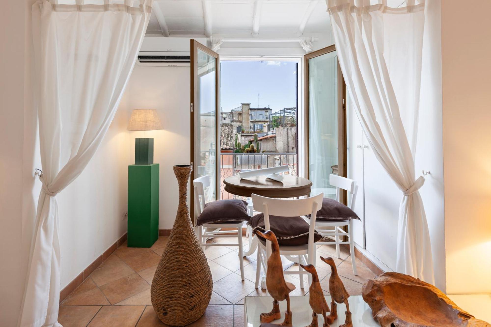 Apartamento Campo Dei Fiori Sun With Balcony *