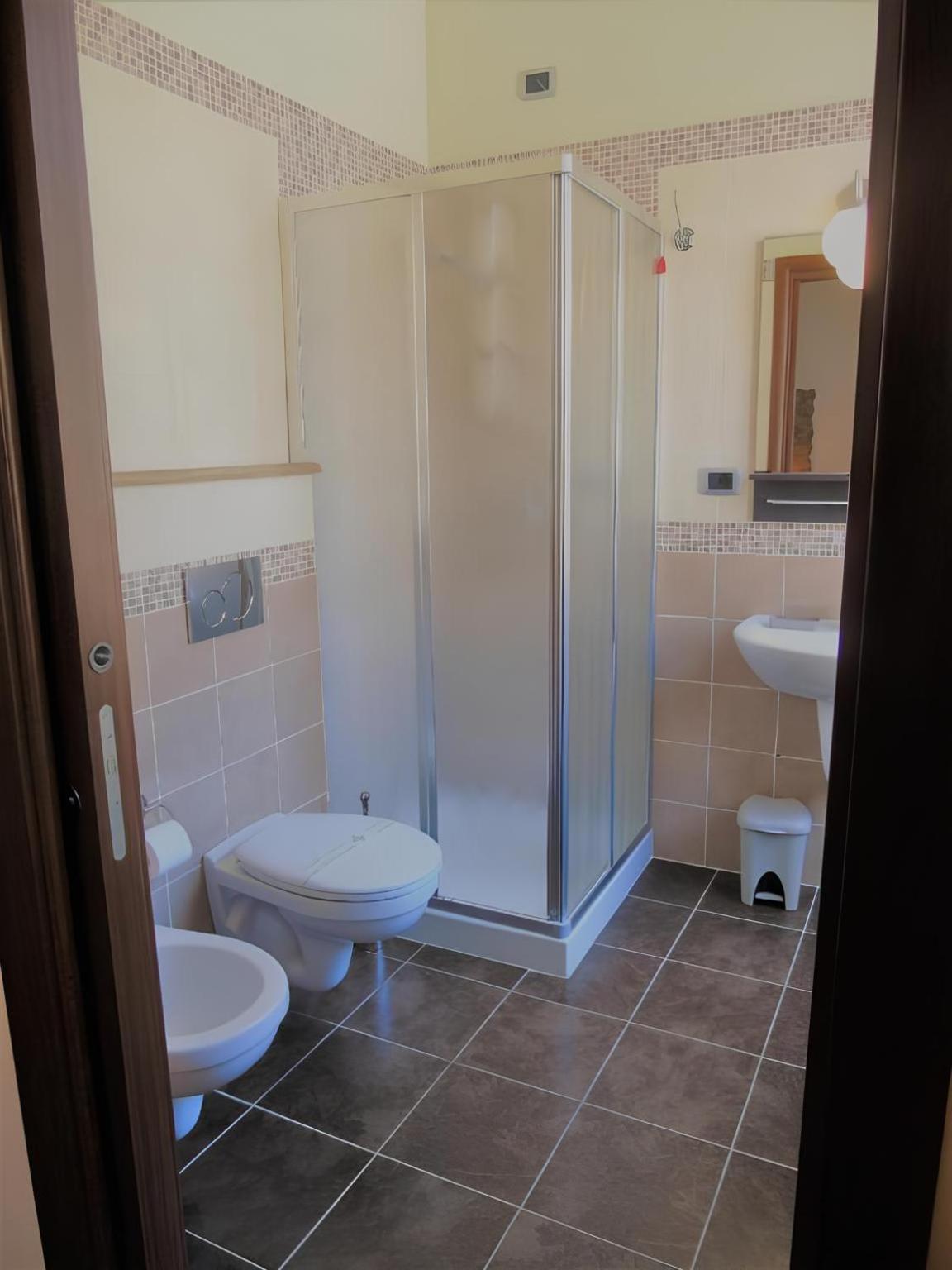 Alis Laura - 150m From Piazza Bologna Metro And 10 Minutes From The Colosseum Rom