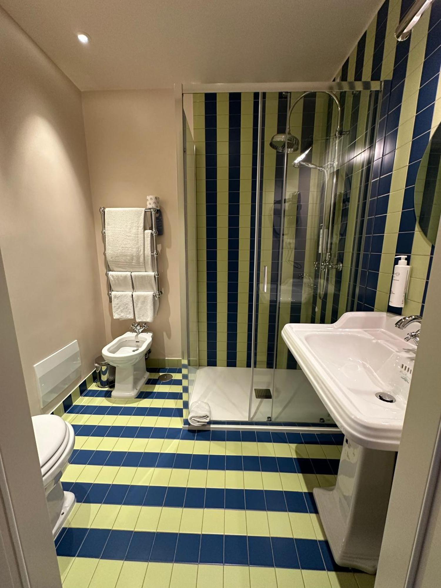 Cortina Hotell