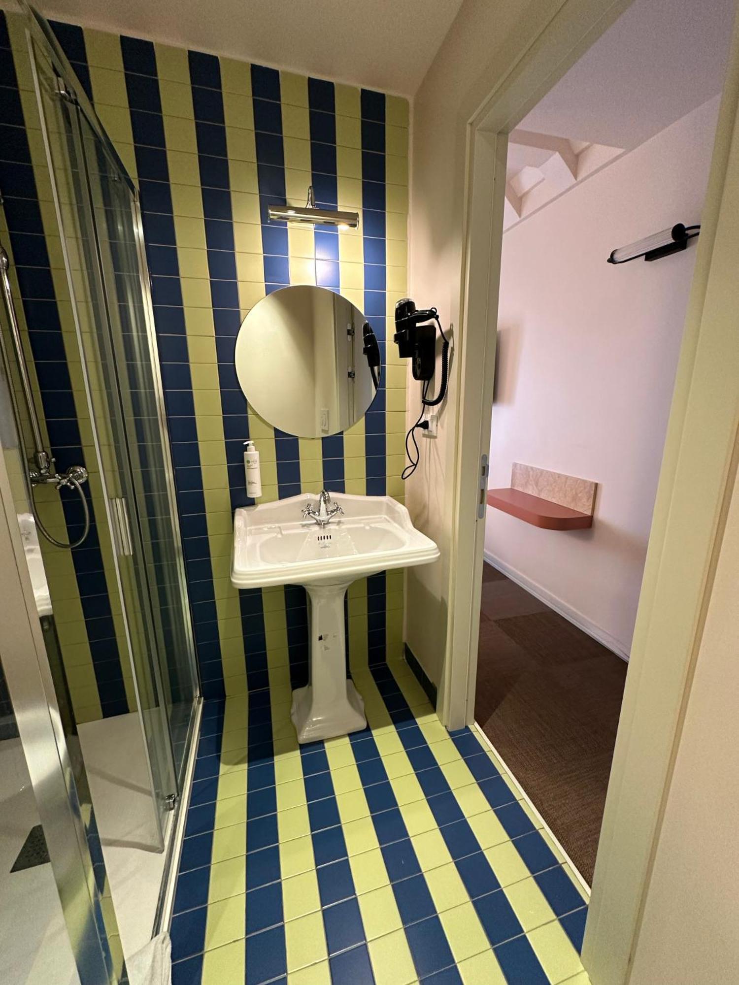 Cortina Hotell