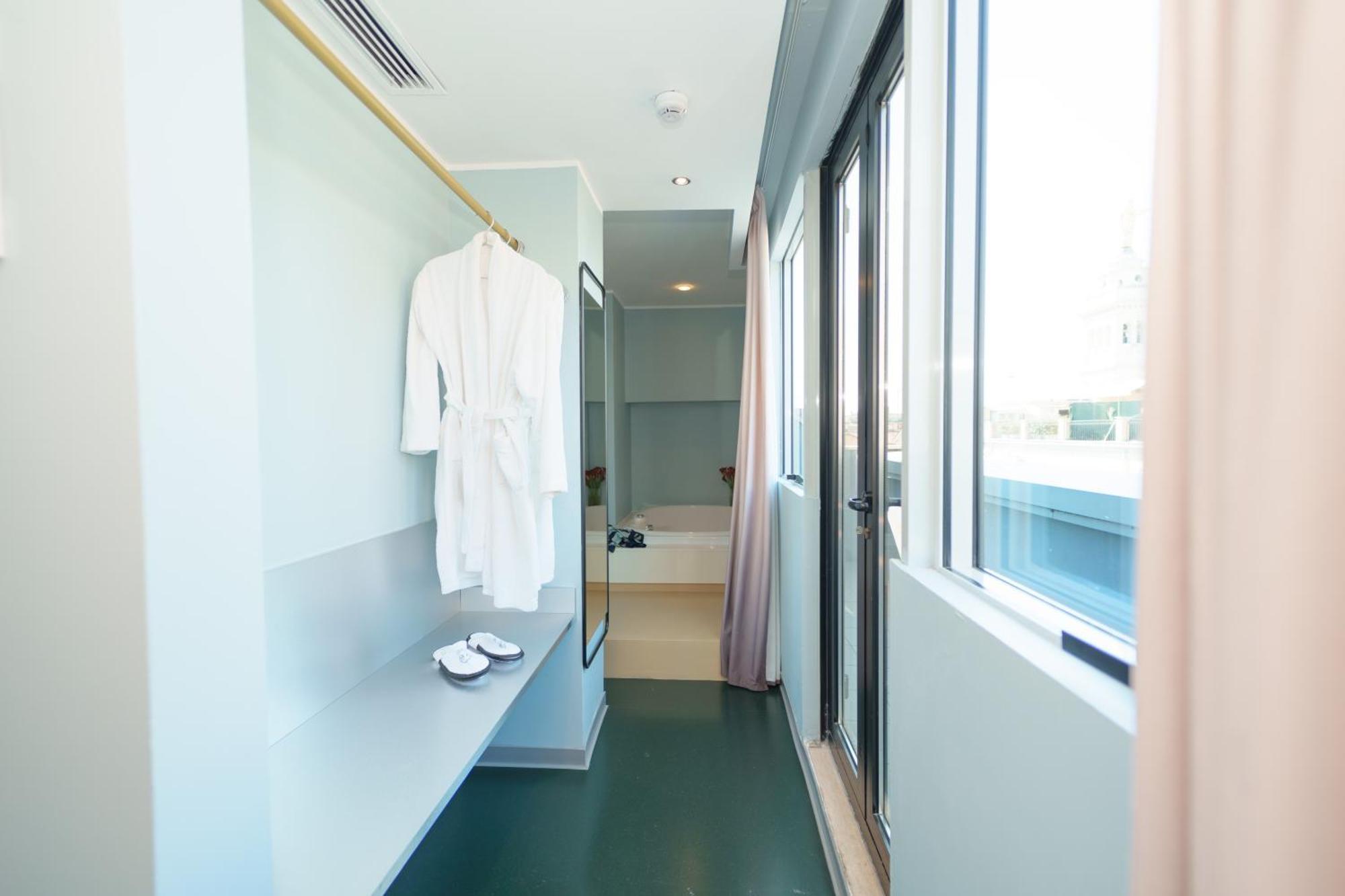 Hotel Moderno 4*