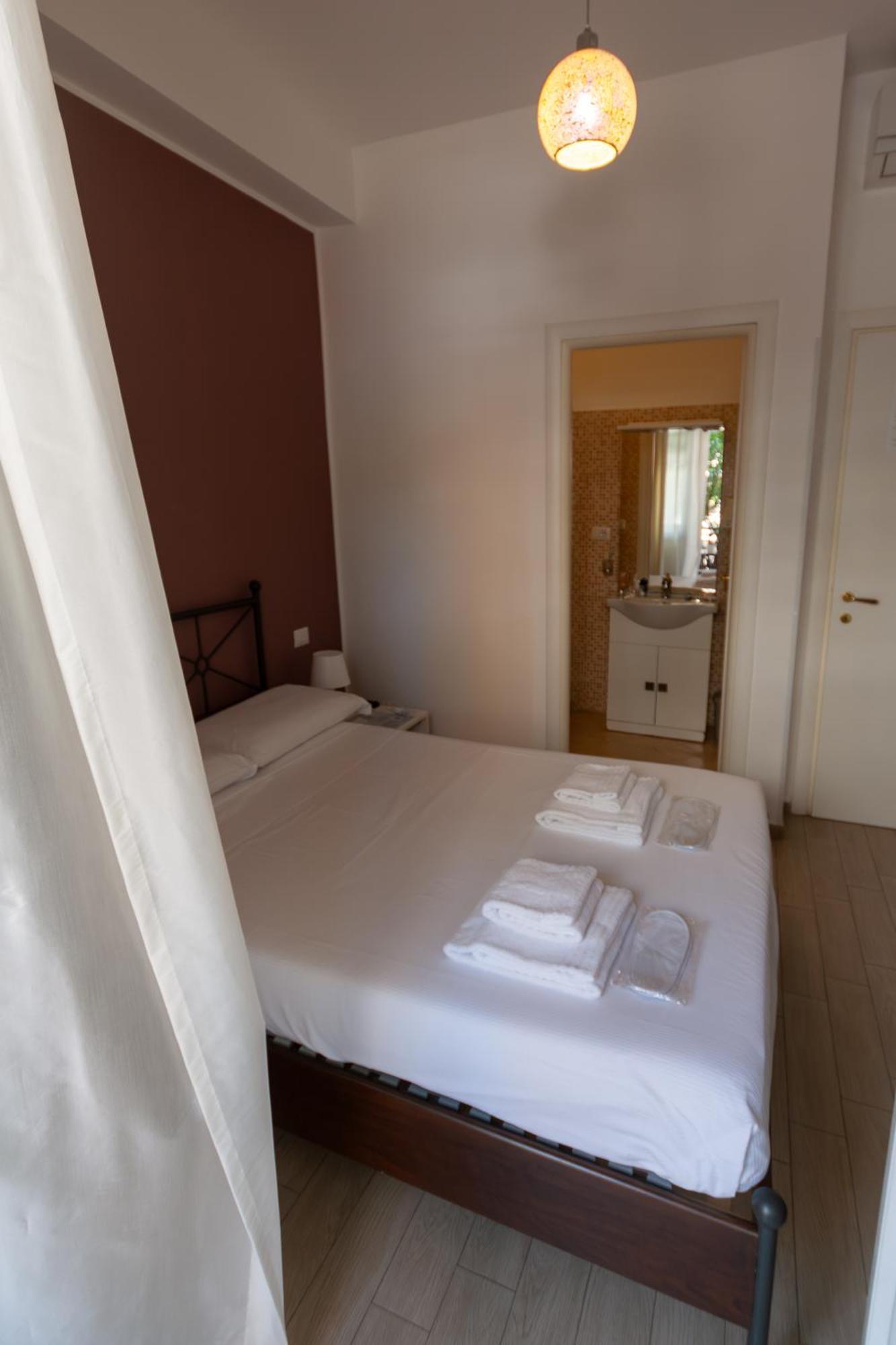 Magna Cura 3* Roma