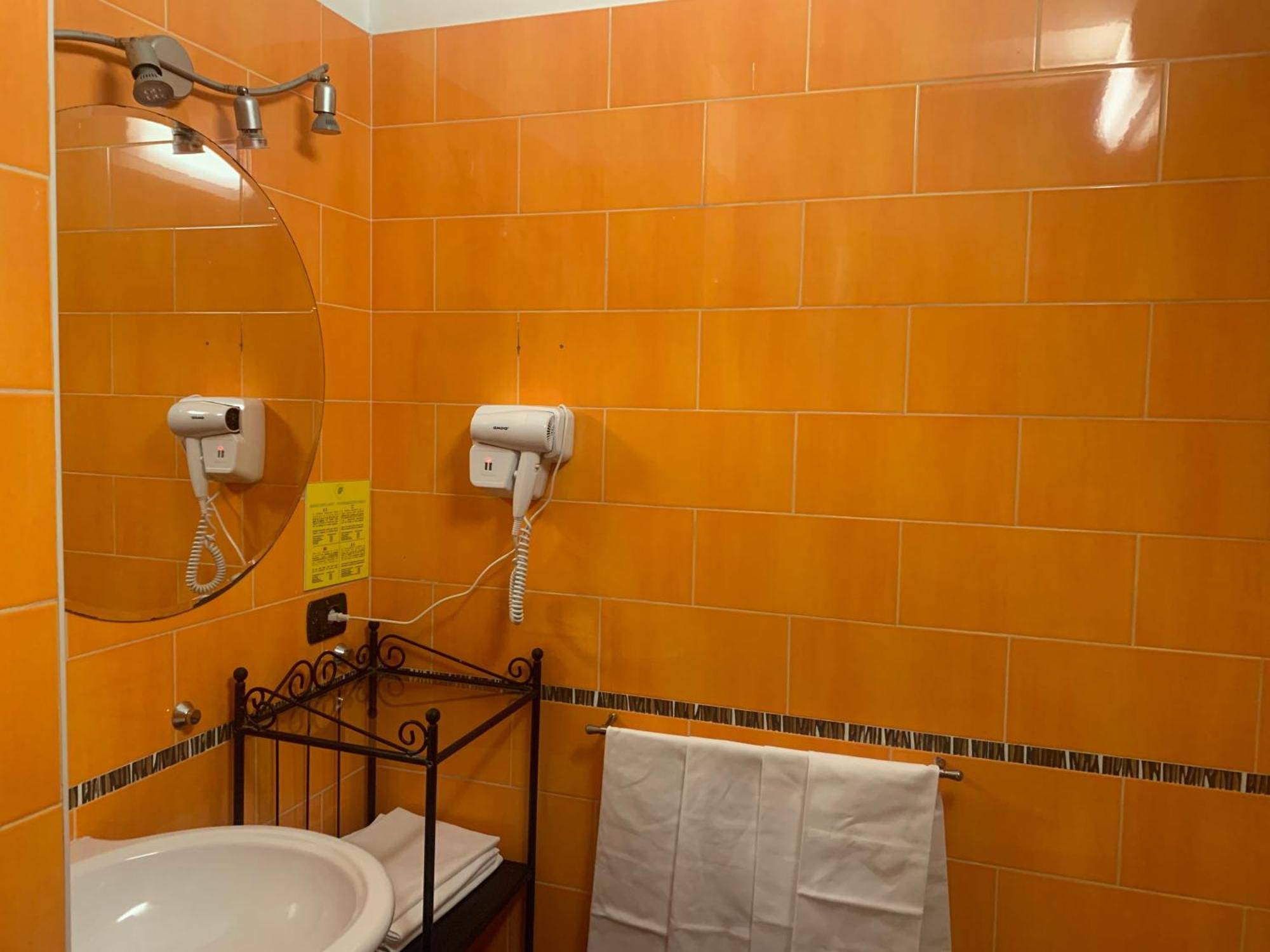 Residenza Cernaia Gjestgiverier Roma