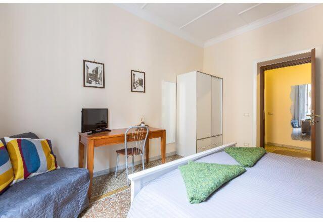 Apartment Emi House San Giovanni , Intero - 80 Mq *