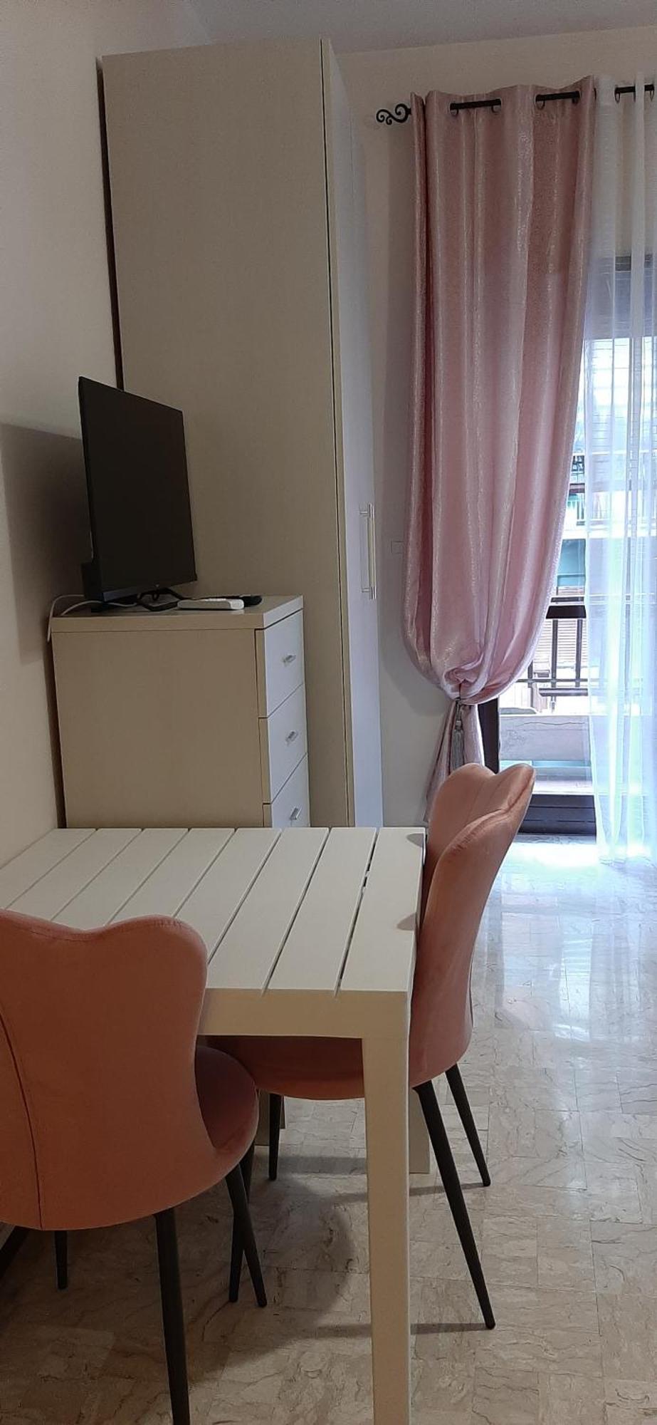 Alecatia 2 Apartamento Roma