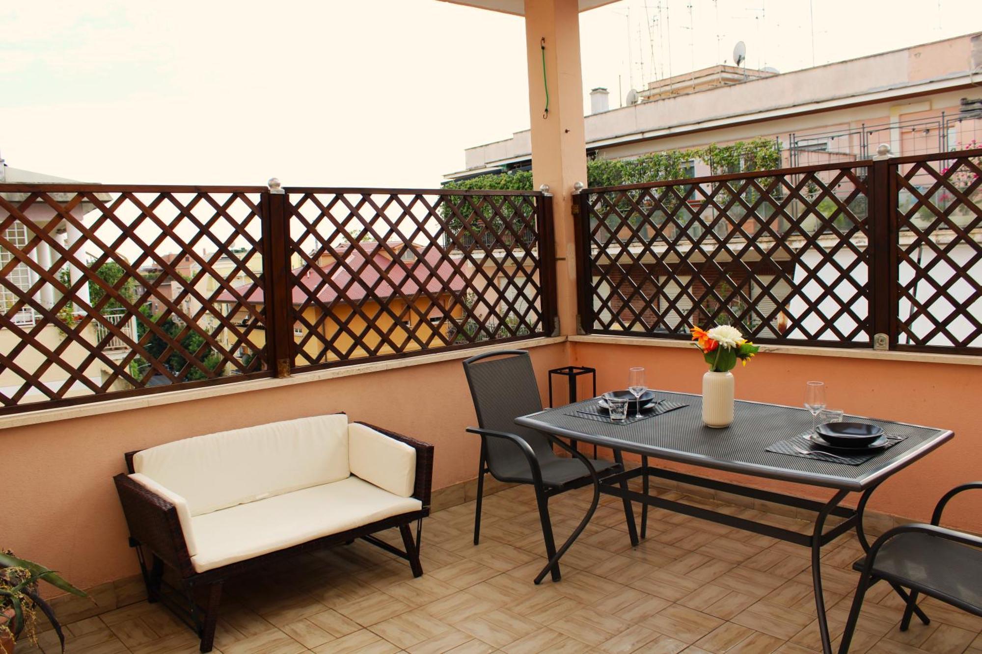 Attico Con Terrazza Balduina * Roma