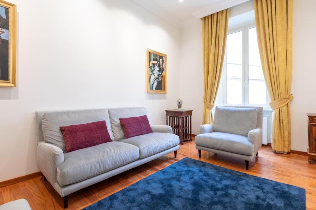 Elegant Salandra * Roma