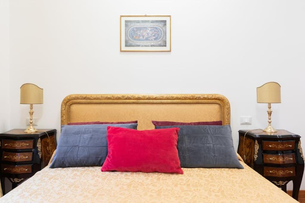 Elegant Salandra * Roma