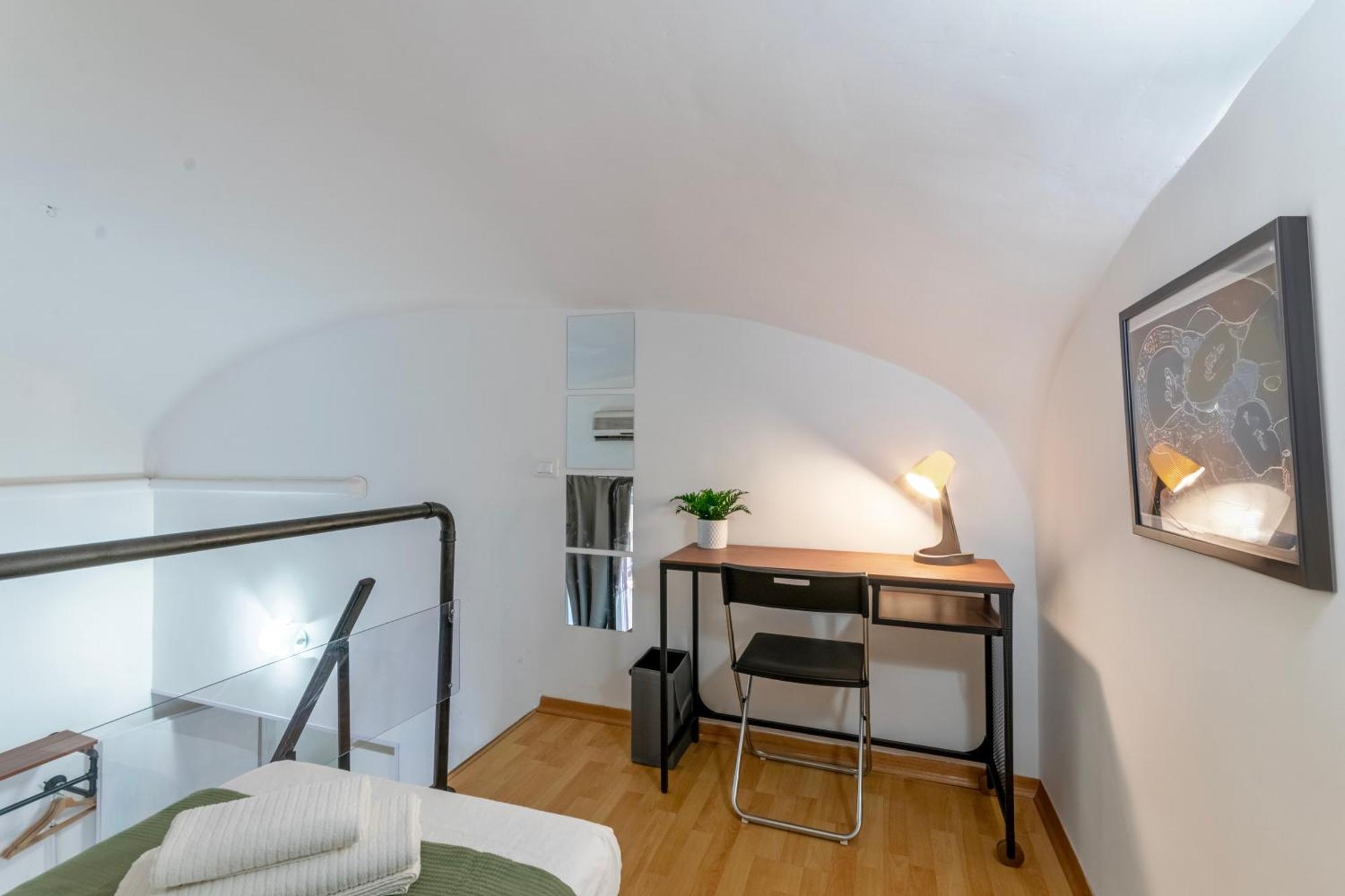 Marcantonio Colonna - Loft X5 Persone, Wi-fi, Aria Condizionata Nelle Camere, Parcheggio Privato, Metro A Lepanto 800mt Da Vaticano *